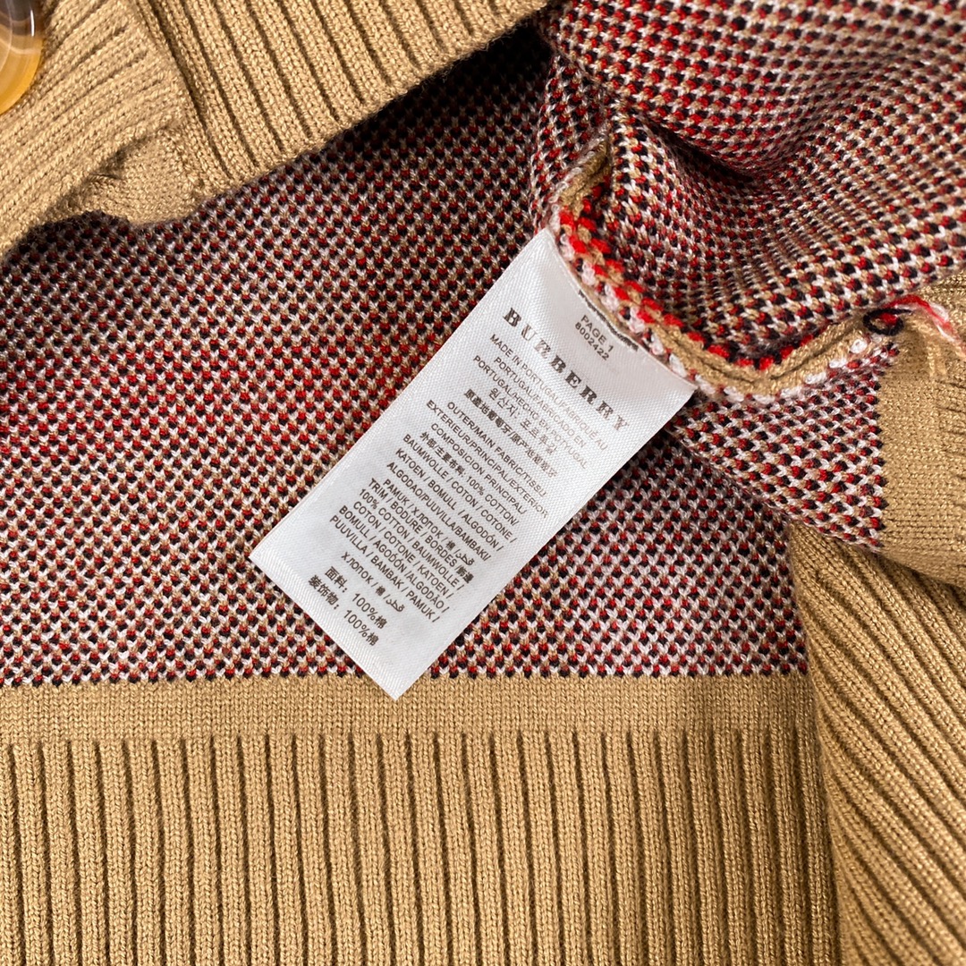 Burberry Wool Knit Suit: Classic, Elegant, Versatile, and Timeless - 图片 5