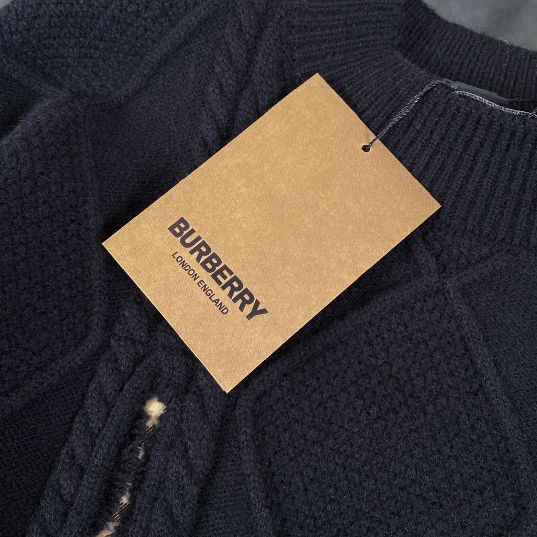 Burberry Barbory Black Plaid Sweater: Classic Style for Young Men and Women - 图片 6
