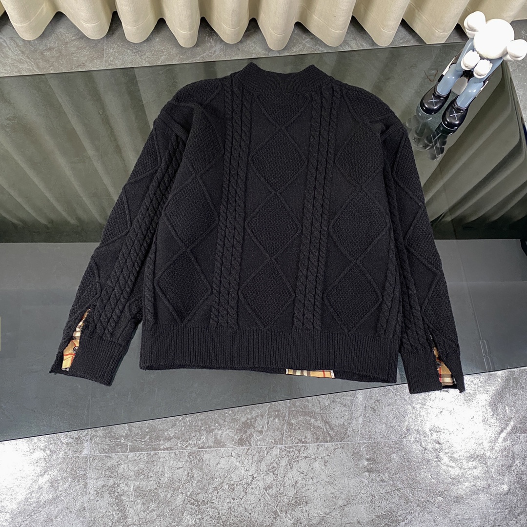 Burberry Barbory Black Plaid Sweater: Classic Style for Young Men and Women - 图片 2