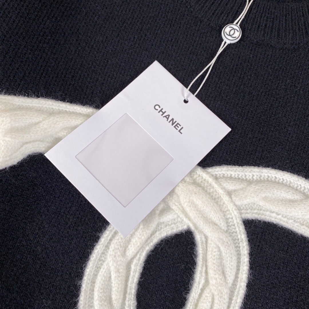 Chanel 24ss Sweater Coat: High-Quality Original Design in Black and White - 图片 4