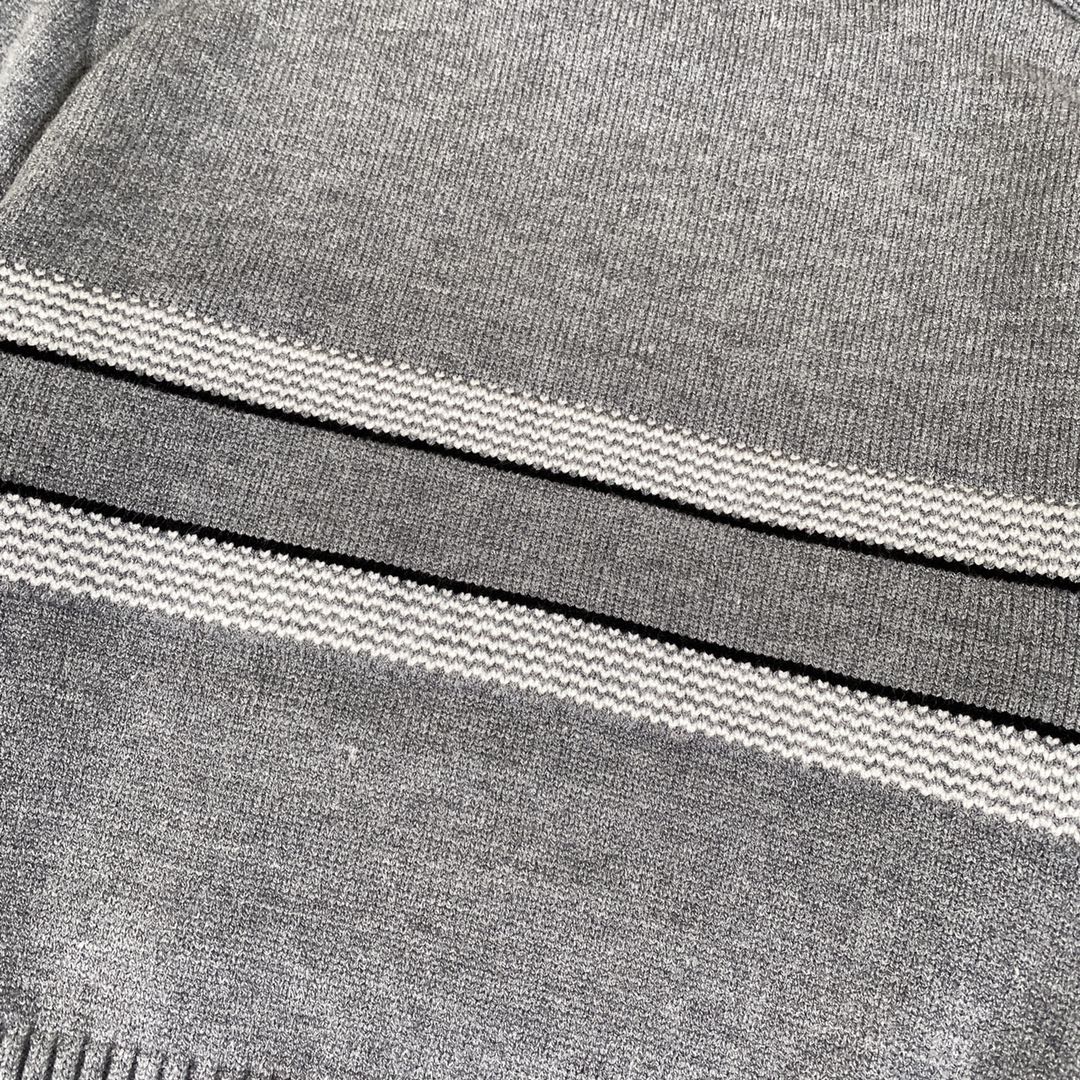 DIOR Ski Sweaters: Combining Style and Function in Winter Collection - 图片 7
