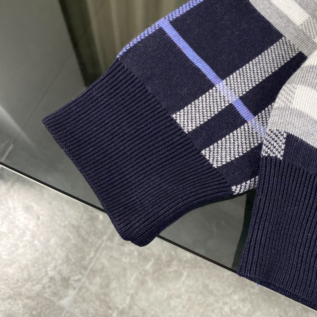 Luxury Wool Knit Shirt by Burberry: Detailed Features and Classic Design - 图片 8