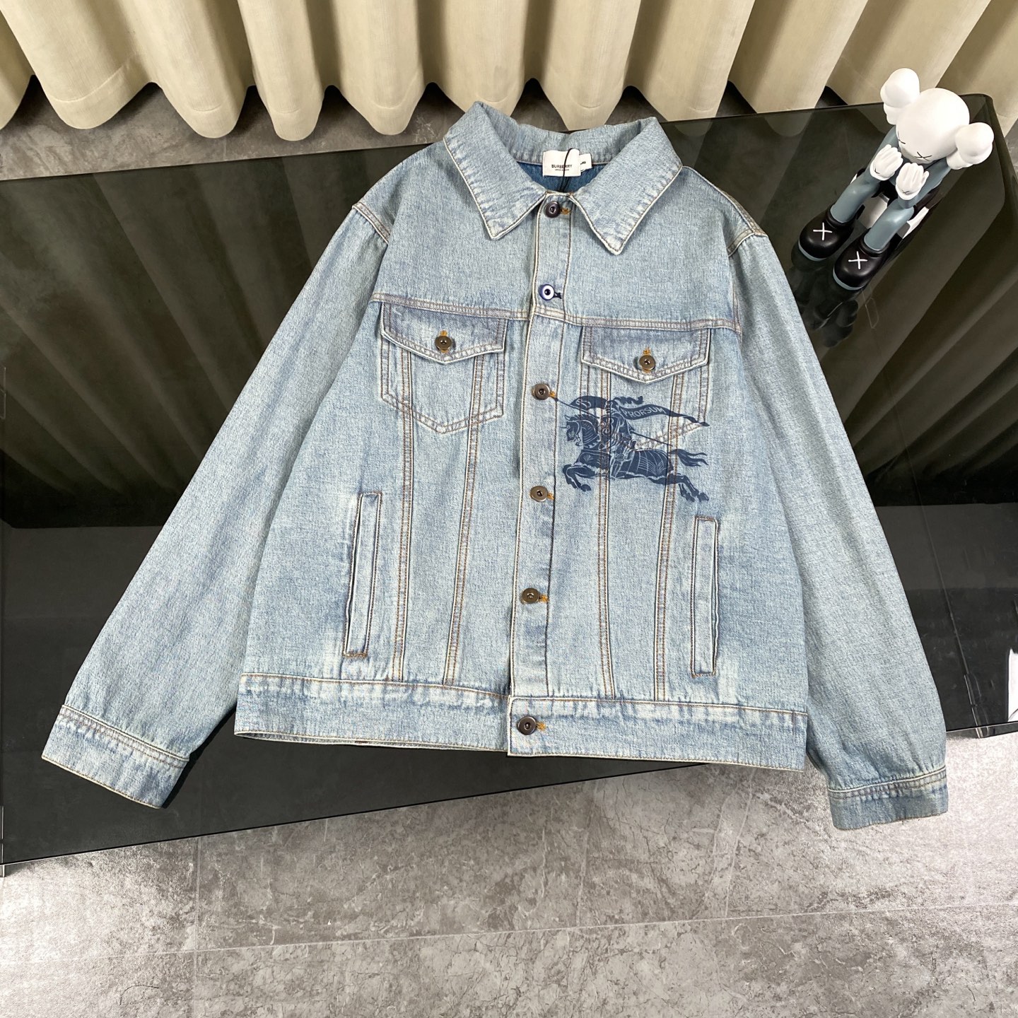 Classic Cowboy Jacket by Burberry Barboris: Quality Details in Every Stitch - 图片 2