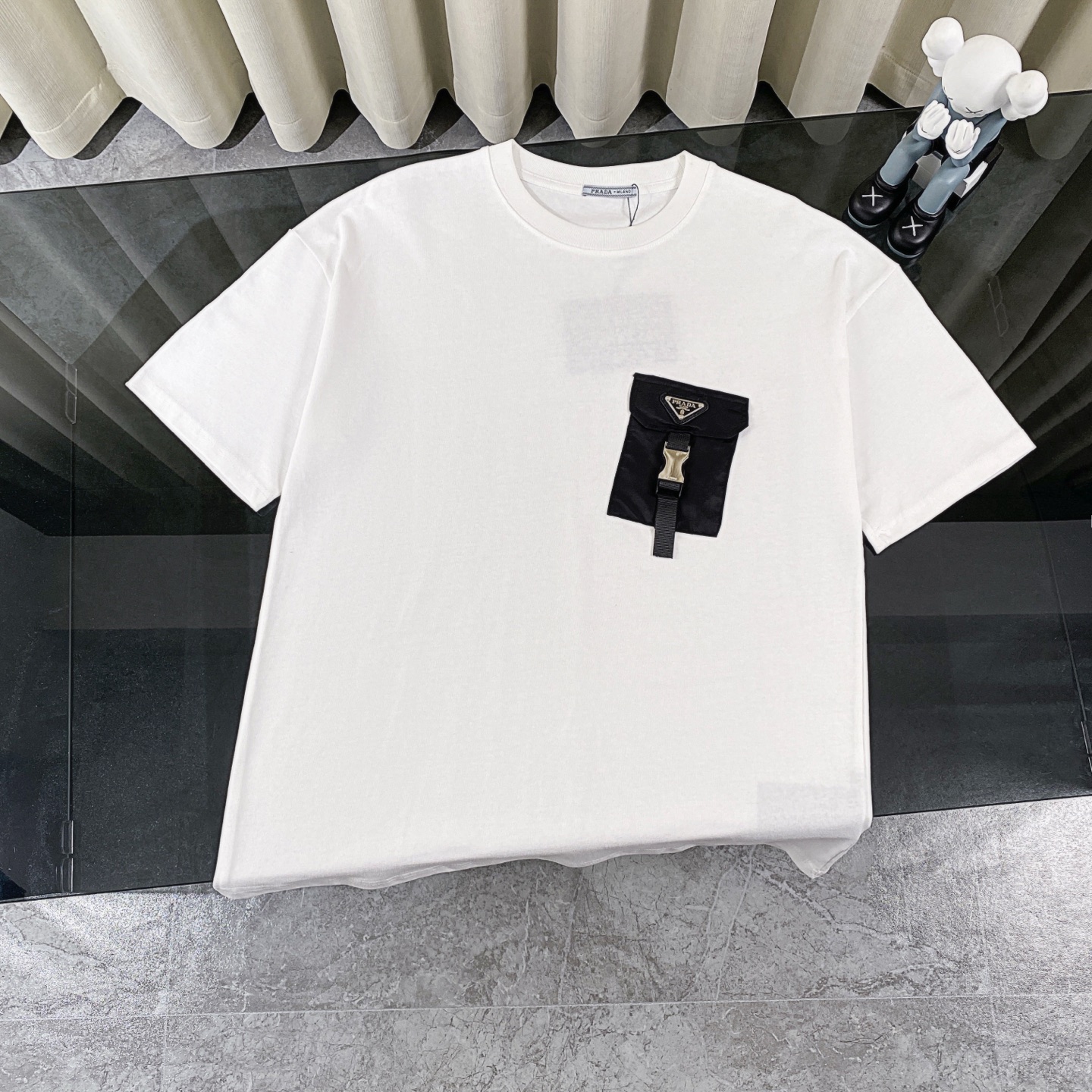PARDA/Prada 2025 camiseta informal de manga corta con cuello redondo y función de bolsillo [estilo popular en Xiaohongs…