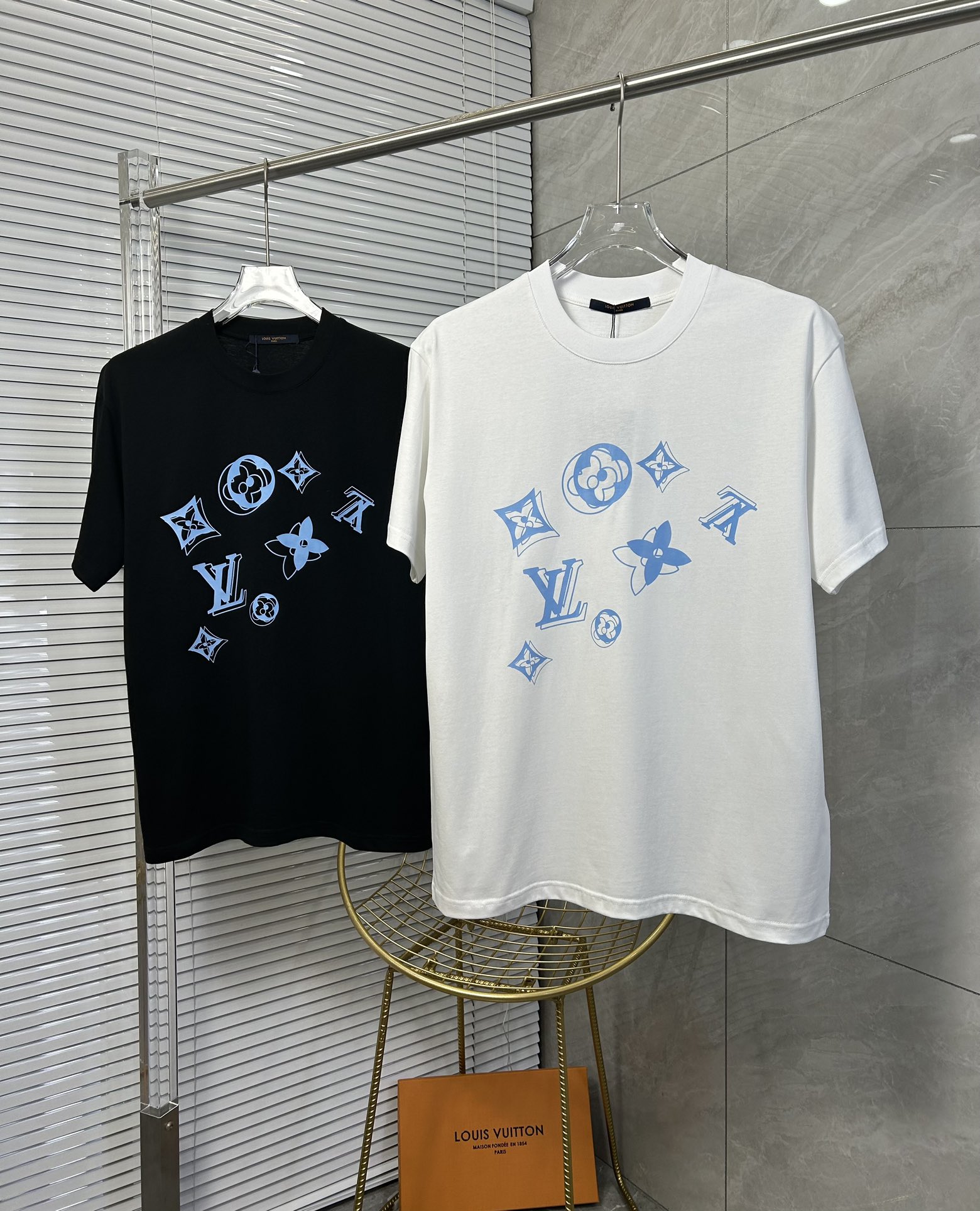 Louis Vuitton Replica
 Clothing T-Shirt Black White Printing Unisex Spring/Summer Collection Fashion Short Sleeve