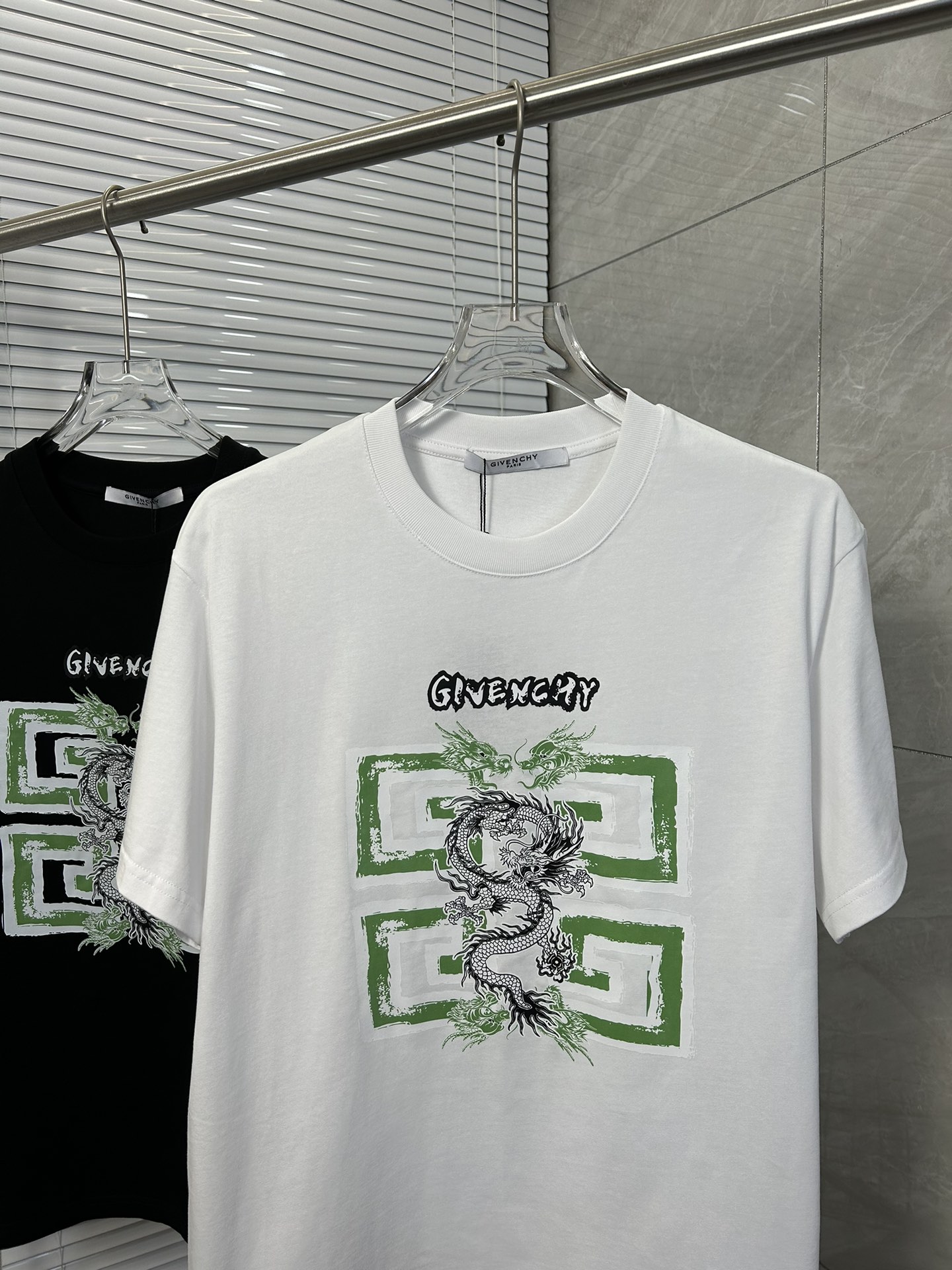 Gvc Givenchy 24 latest couple short sleeve T-shirt top printed logo design fabr