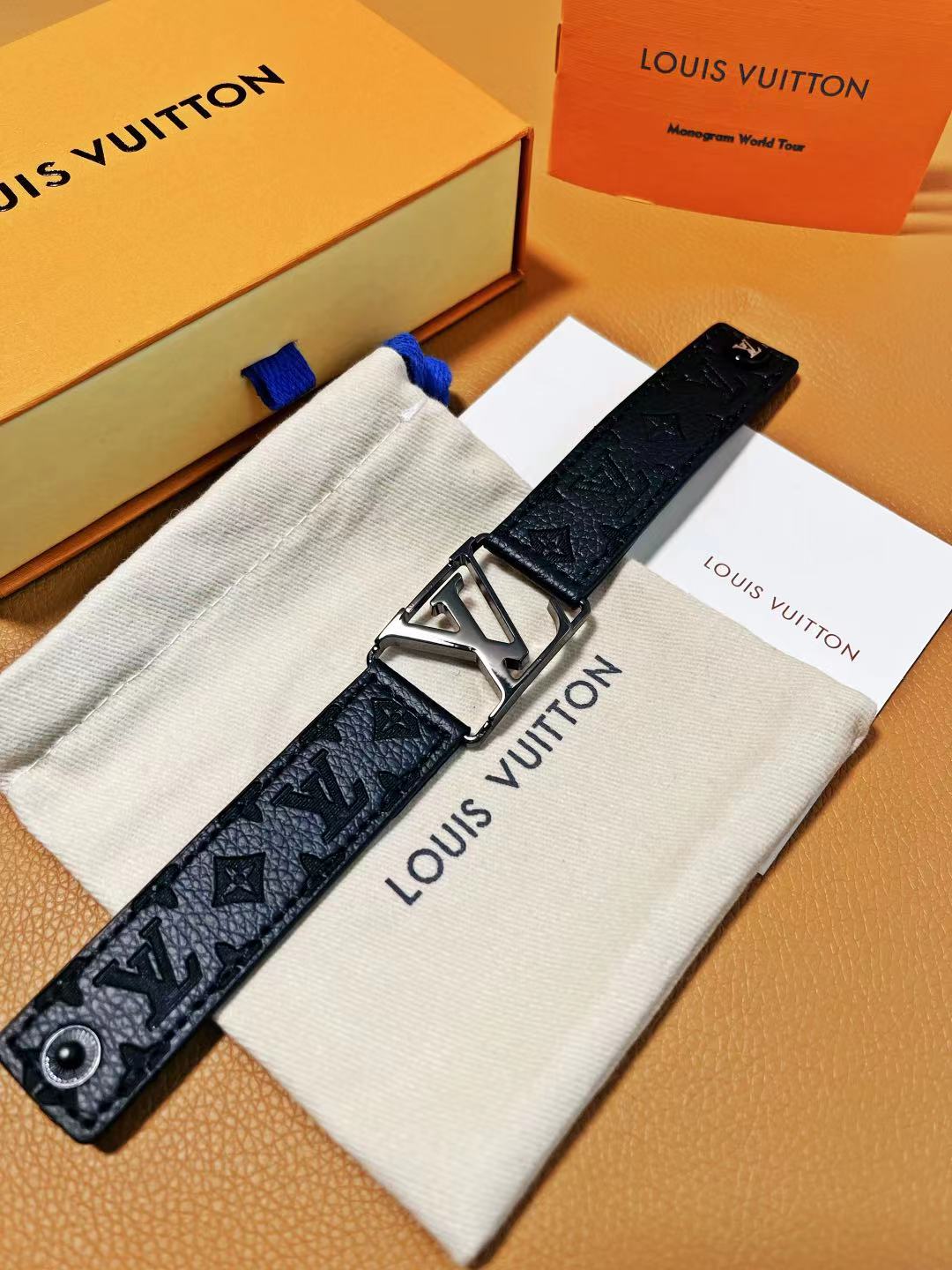La mejor réplica
 Louis Vuitton Joyas Pulsera Negro
