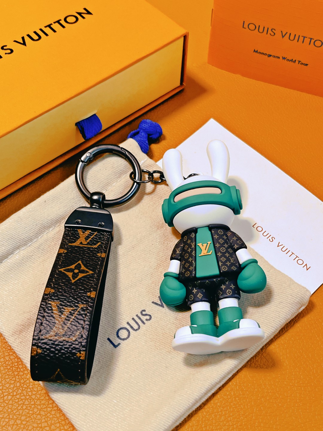 Trendy DJ rabbit keychain side profile