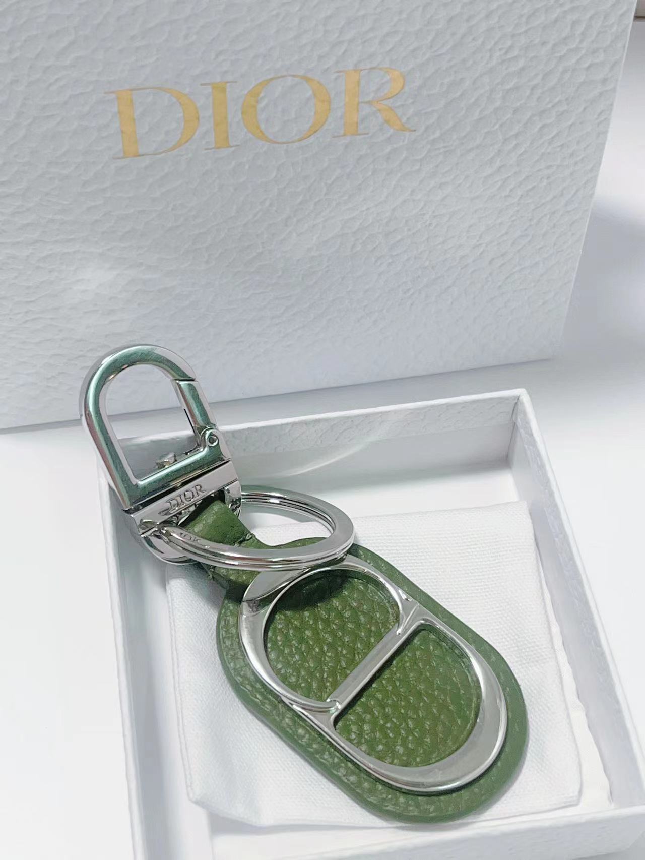 137 Key Button with CD Diamond Logo and Leather Pellets, Metal Details for Belts and Handbags - 图片 7