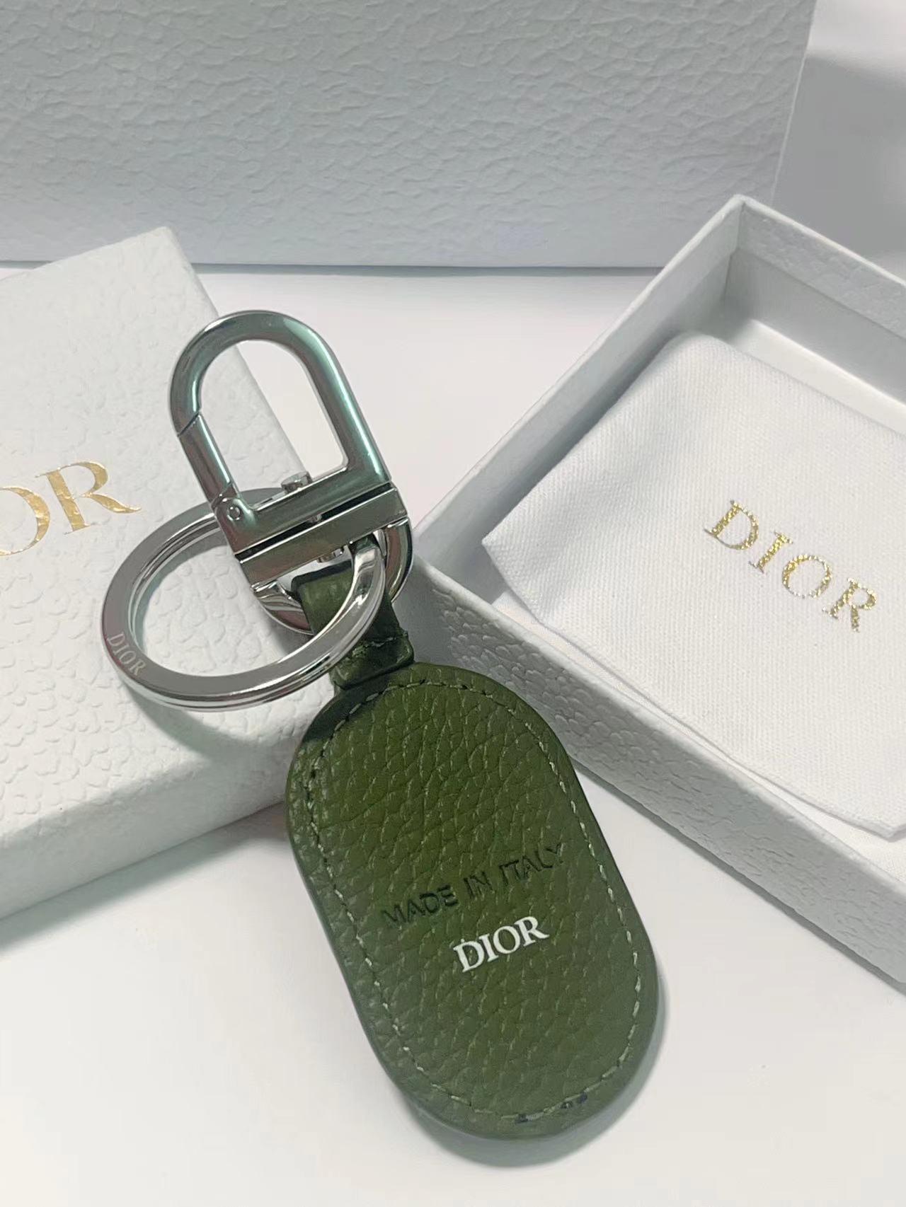 137 Key Button with CD Diamond Logo and Leather Pellets, Metal Details for Belts and Handbags - 图片 2