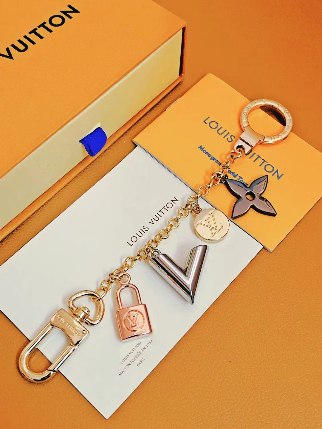 Kaleido V Padlock Keychain - Attached to Bag