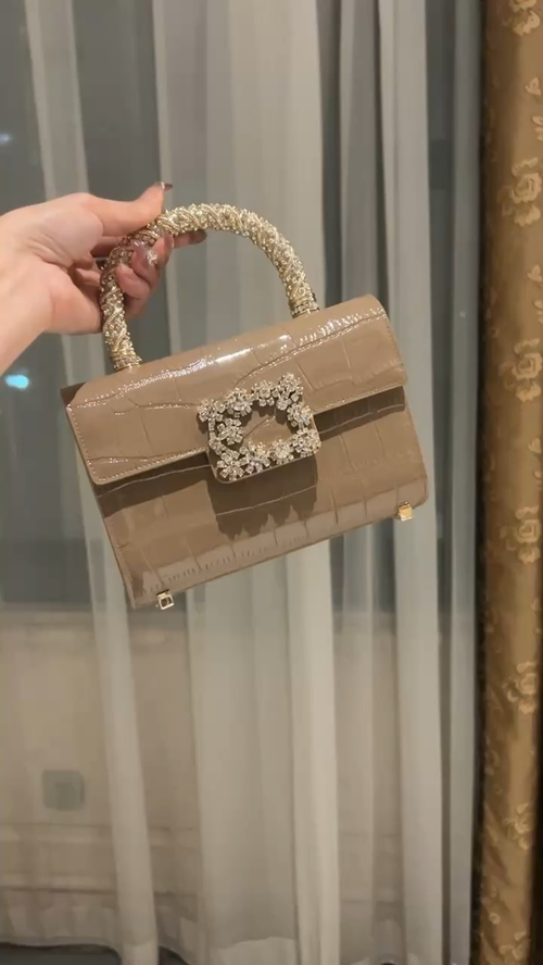 A live video show. Roger Vivier, the new crystal handler