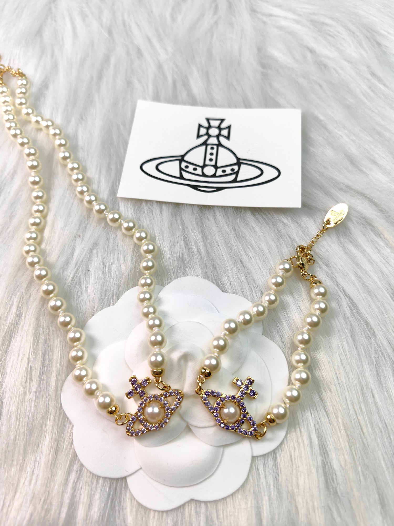 NO:103244,90 necklaces 80 bracelets Queen Mother's purple diamond cross half-face pearl Saturn pearl necklace bracelet one golden color, Queen Mother's necklace Queen Mother's bracelet, necklace, bracelet, gold1986090990项链80手链西太后紫钻十字半面珍珠土星珍珠项链手链一黄金色,西太后项链西太后手链,necklace,bracelet,gold,Jewelry