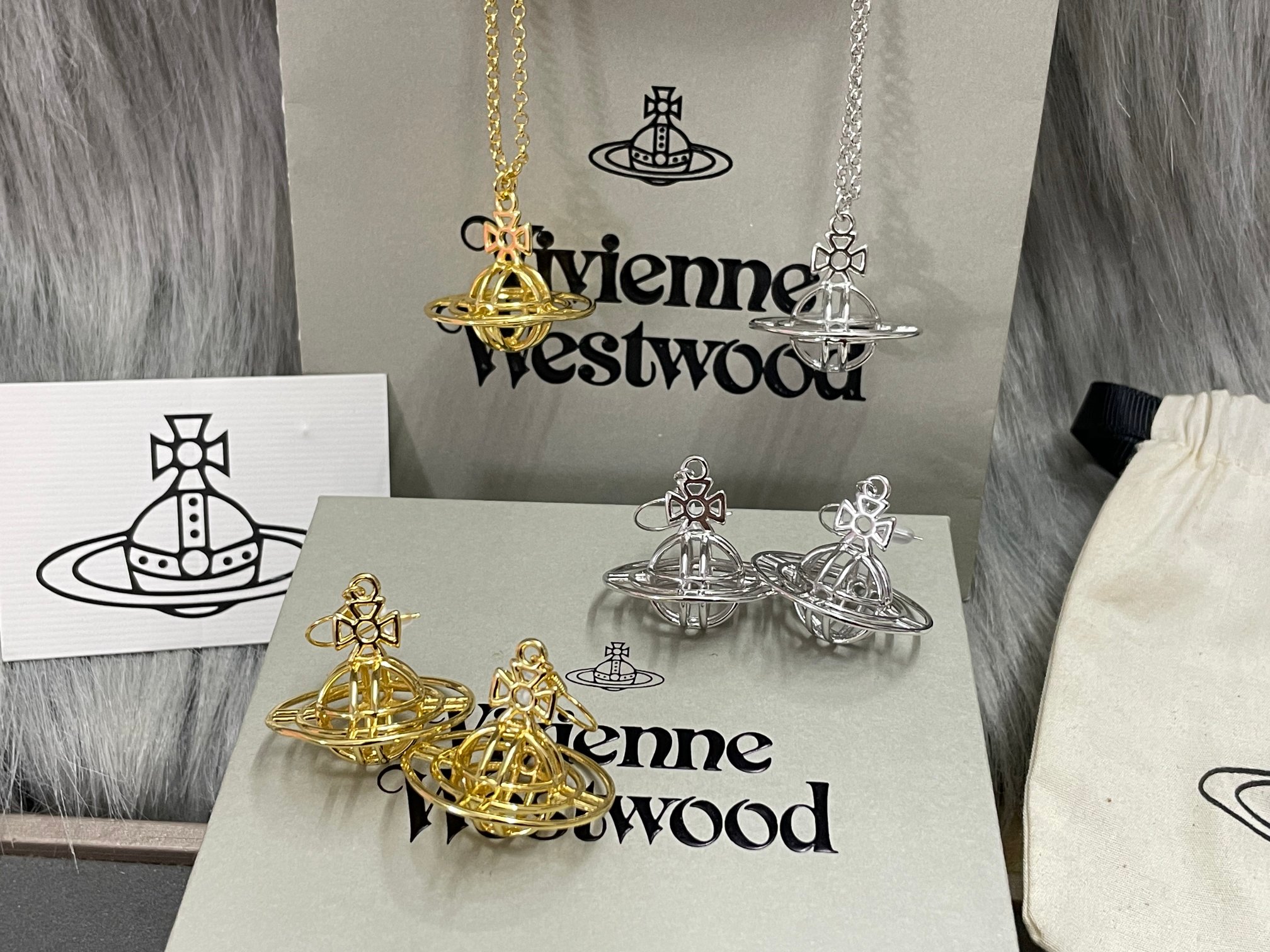 NO:103156,The Queen Mother of the West Lou Kong three-dimensional Saturn necklace earring set, one white gold, gold, queen Mother of the West necklace, queen Mother of the West earrings, earrings, necklace, gold19860909上新西太后娄空立体土星项链耳环套装一白金色黄金色,西太后项链西太后耳钉,earrings,necklace,gold,Jewelry