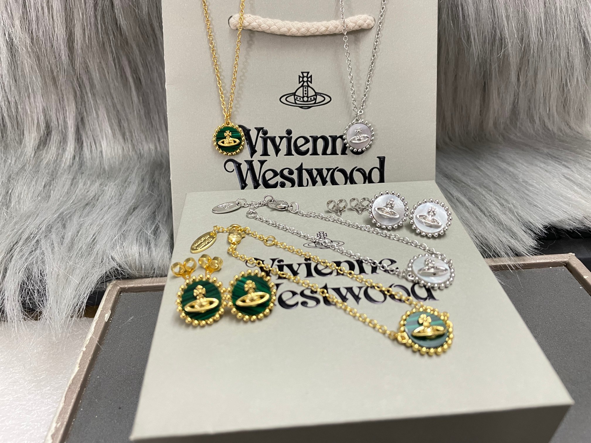 NO:103174,New Queen Mother of the West Shell Saturn Necklace Bracelet Earring Set, Queen Mother of the West Necklace, Queen Mother of the West Bracelet, Necklace, Bracelet19860909上新西太后贝壳土星项链手链耳钉套装,西太后项链西太后手链,necklace,bracelet,Jewelry
