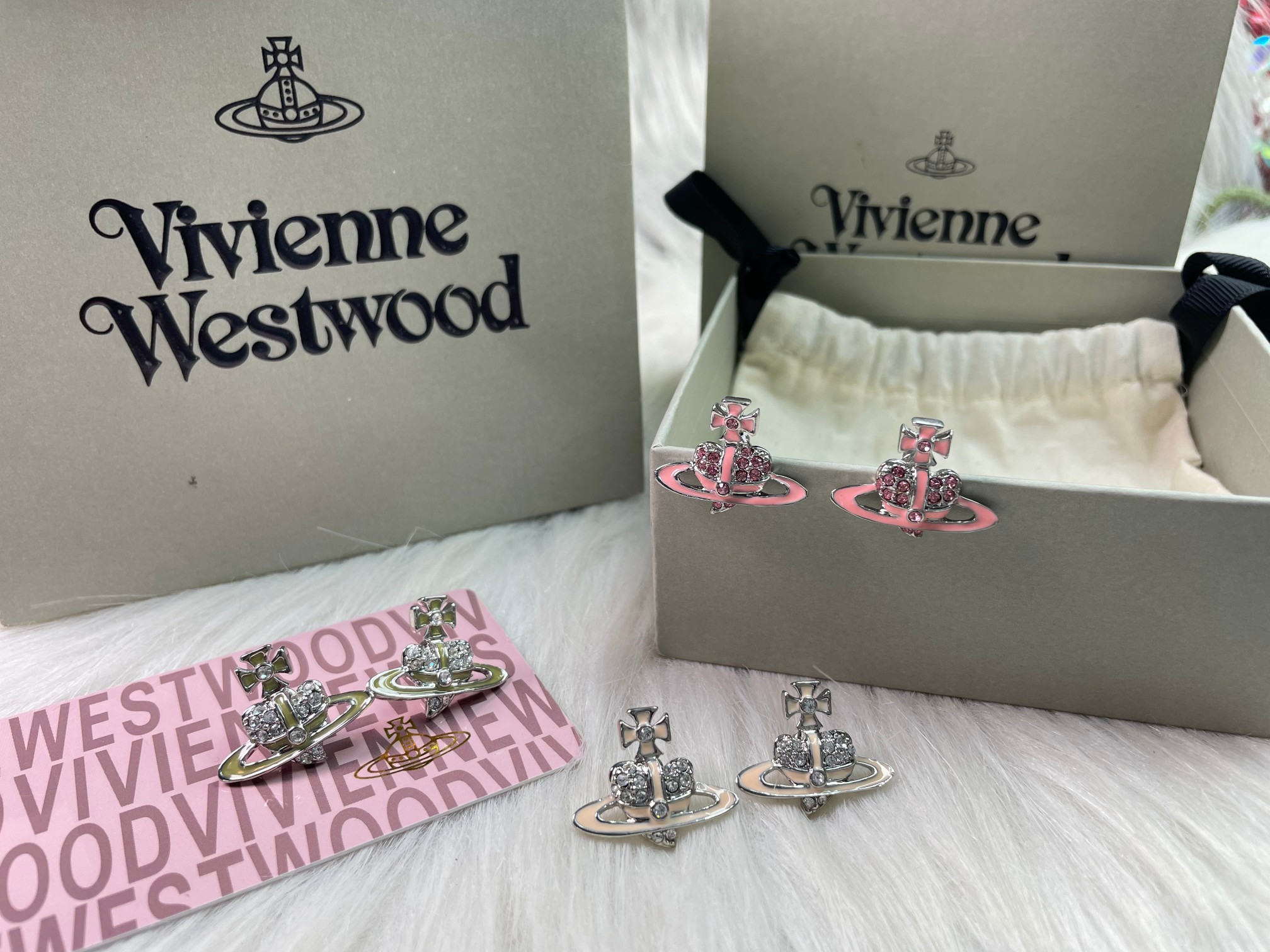 NO:103122,The Queen Mother of the Citizen love inlaid with diamonds and glue earrings, the Queen Mother of the Citizen's earrings19860909西太后爱心镶钻滴胶耳钉,西太后耳钉,Jewelry