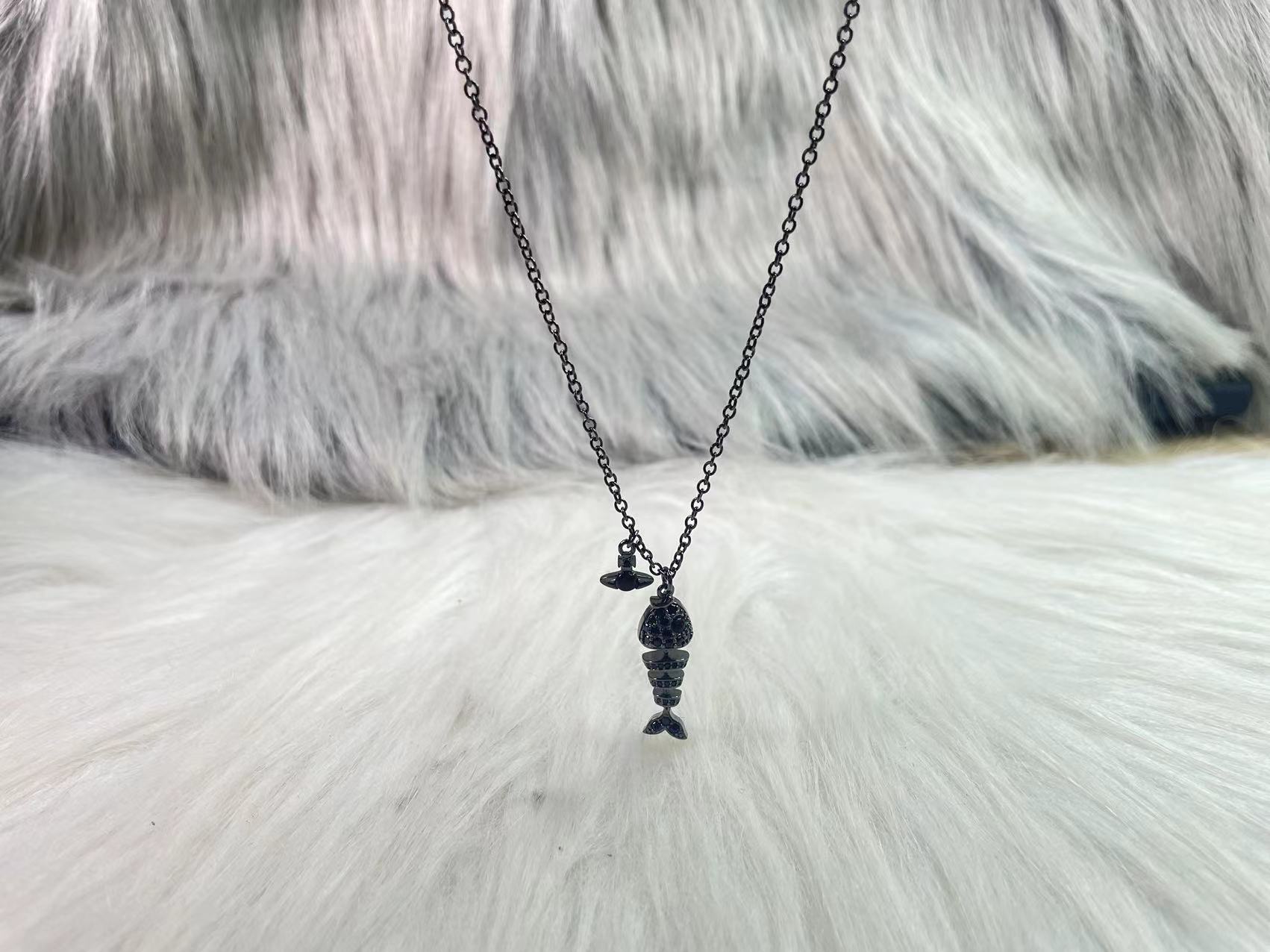 NO:103102,Queen Mother's Fish Bone Necklace Lyall Diamond Saturn Clavicle Chain Oper Pendant Earring Set A Black Gold, Queen Mother's Necklace, Earrings, Necklace19860909西太后鱼骨头项链Lyall满钻土星锁骨链欧珀吊坠耳环套装一黑金色,西太后项链,earrings,necklace,Jewelry