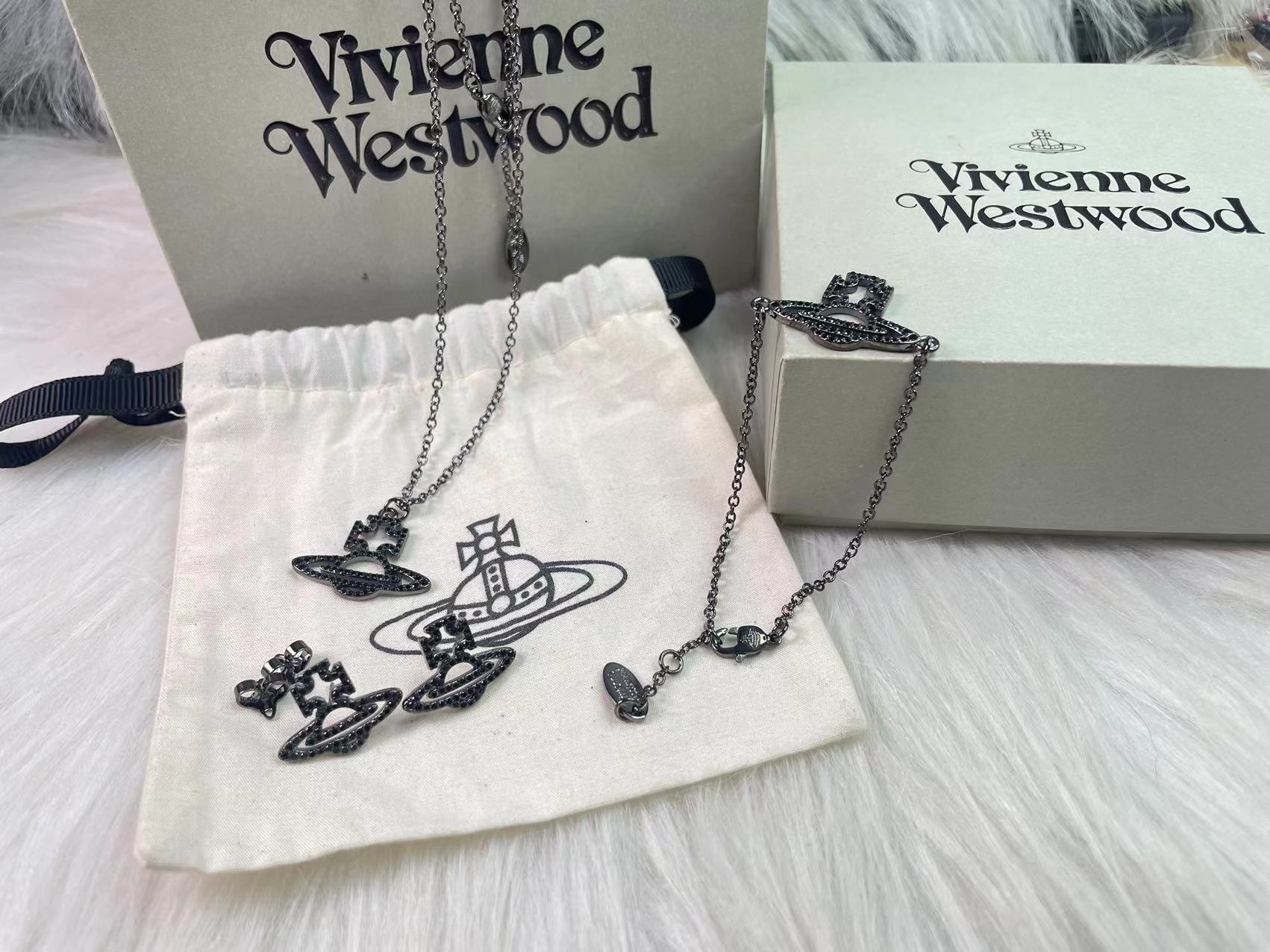 NO:103105,Queen Mother Citizen Vivian Saturn full diamond hollow bracelet new punk one black gold, Queen Mother Citizen necklace Queen Mother Citizen earrings, necklace, bracelet19860909西太后薇薇安土星满钻镂空手链新款朋克一黑金色,西太后项链西太后耳钉,necklace,bracelet,Jewelry