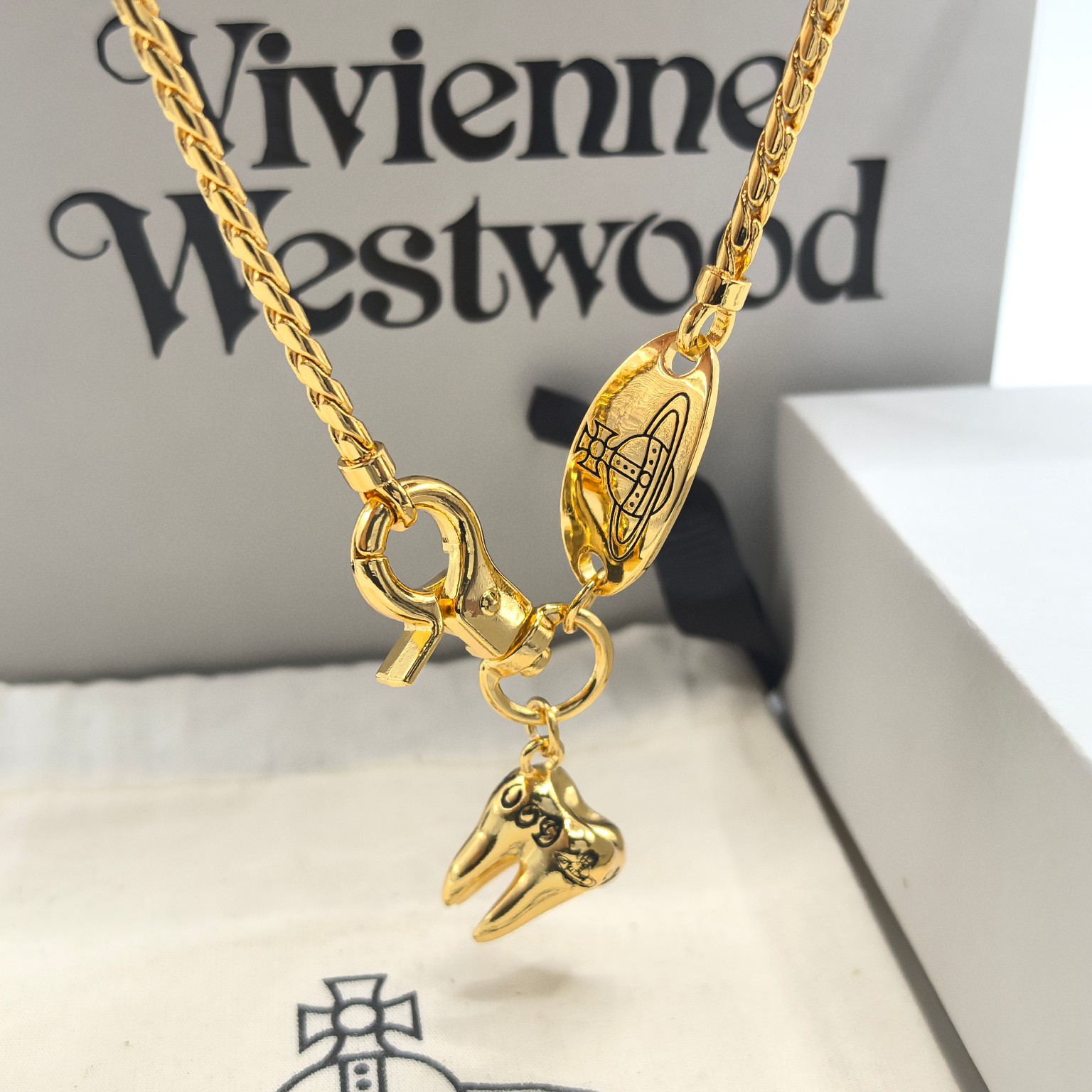 NO:102554,80 autumn Queen Mother's new product teeth wisdom teeth necklace bracelet earring earrings heavy industry punk gold and silver popular, Queen Mother's necklace queen's earrings, earrings, necklace, bracelet1986090980秋季西太后新品牙齿智齿项链手链耳环耳钉重工朋克金银热门,西太后项链西太后耳钉,earrings,necklace,bracelet,Jewelry