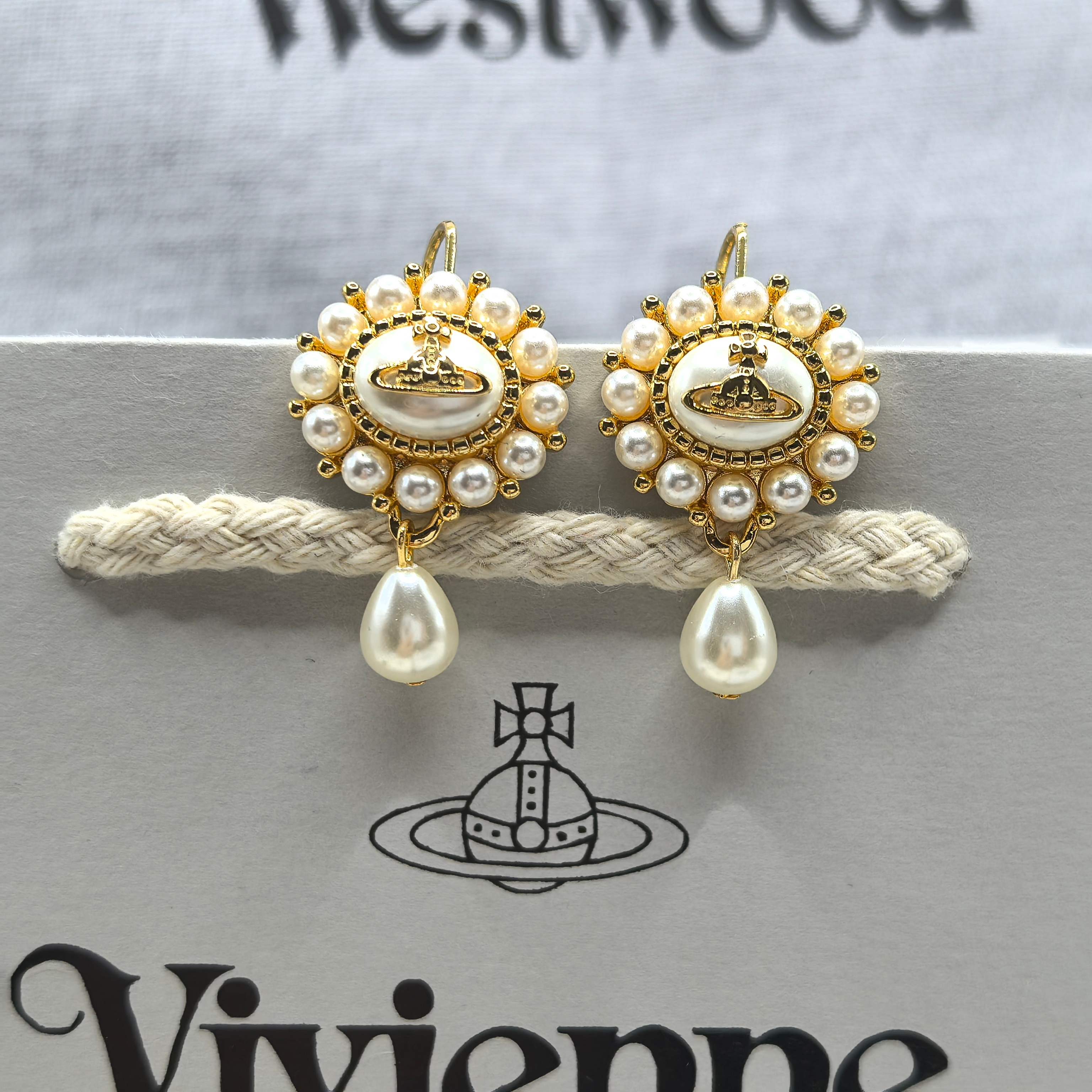 Vivienne Westwood Vivienne Westwood西太后Amaya太阳花珍珠耳环