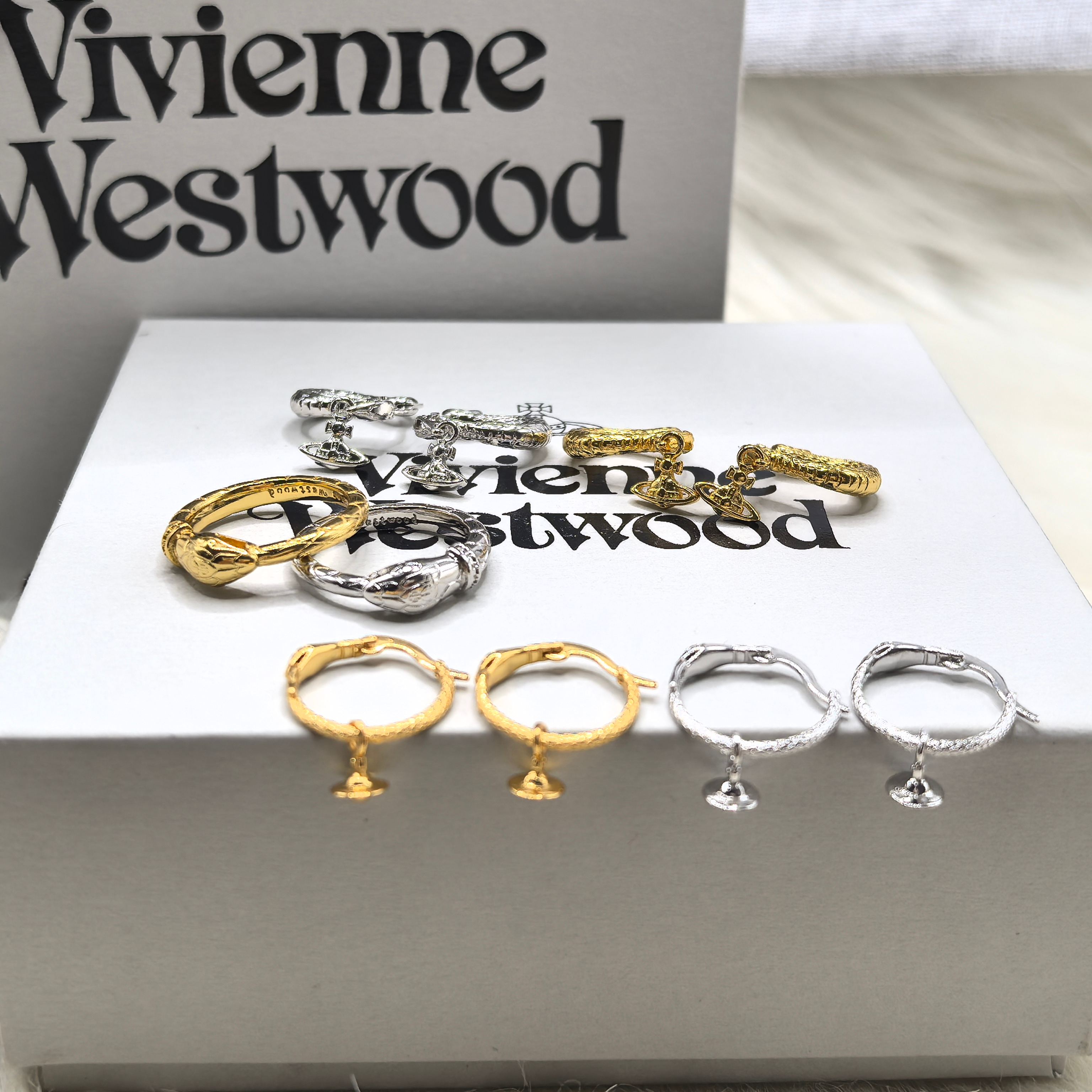 NO:102672,Queen Mother Citizen vivienne westwood snake year limited edition one snake tail ring, Queen Mother Citizen ring, ring19860909西太后vivienne westwood蛇年限定款一蛇尾戒,西太后戒指,ring,Jewelry