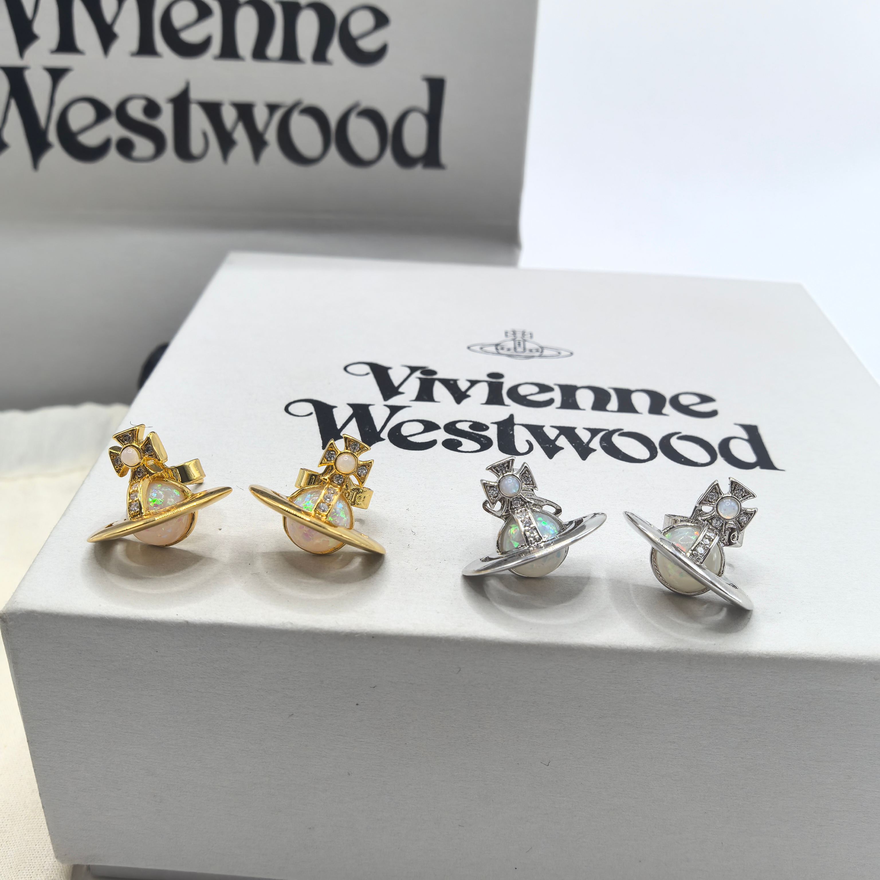 NO:102722,New Queen Mother Citizen Franca Opal Stone Semi-Stere Steel Earrings Saturn Earrings, Queen Mother Citizen Earrings19860909新款西太后Franca欧泊石半立体耳钉土星耳饰,西太后耳钉,Jewelry