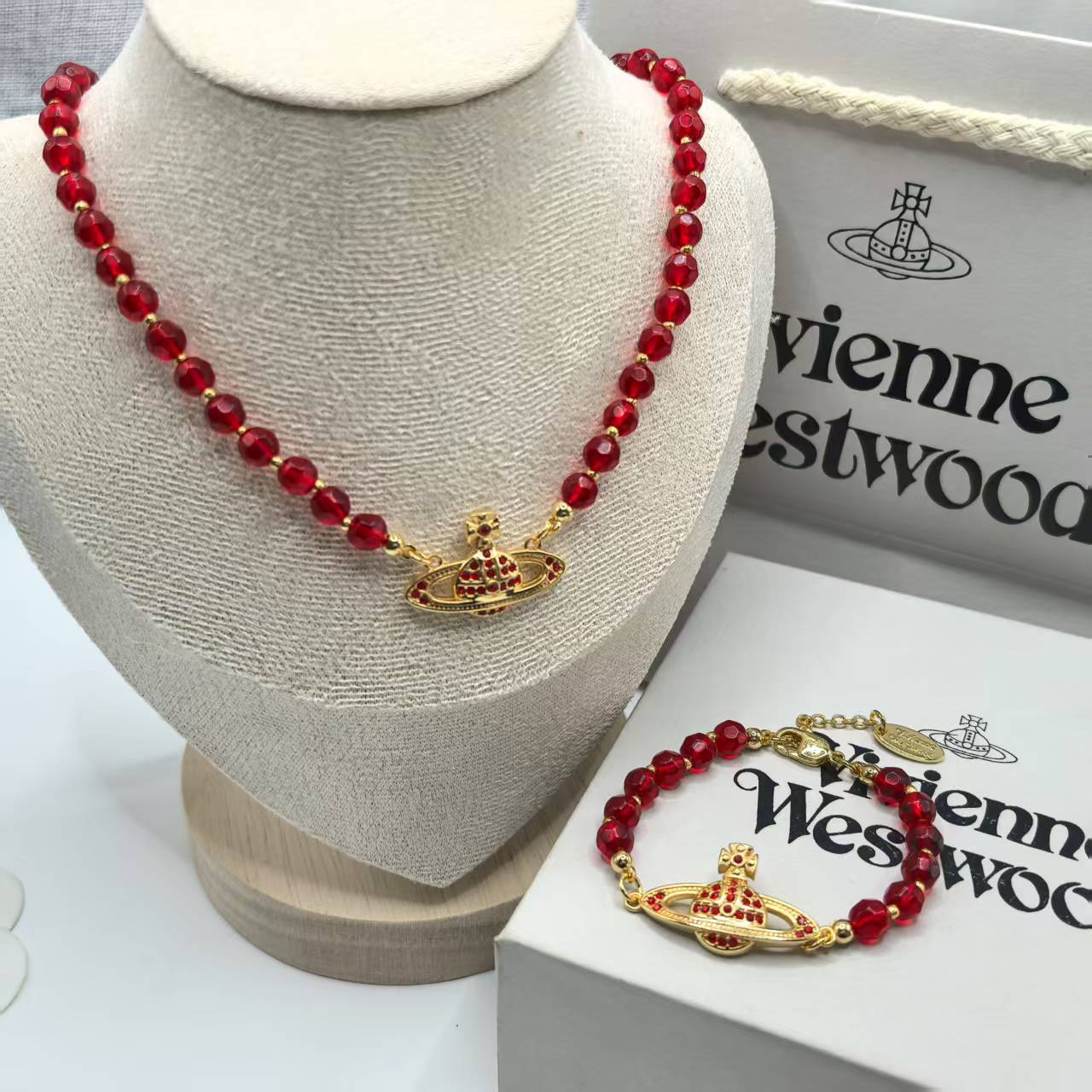 NO:102919,90 necklaces 80 bracelets The Queen Mother of the Cities New Red Crystal Saturn Necklace Bracelet 2025 New Year's Luxury High-end Gifts, Queen Mother of the Cities Necklace, Queen Mother of the Cities Bracelet, necklace, bracelet1986090990项链80手链西太后新款红色水晶土星项链 手链 2025过年新春轻奢高级感礼物,西太后项链西太后手链,necklace,bracelet,Jewelry
