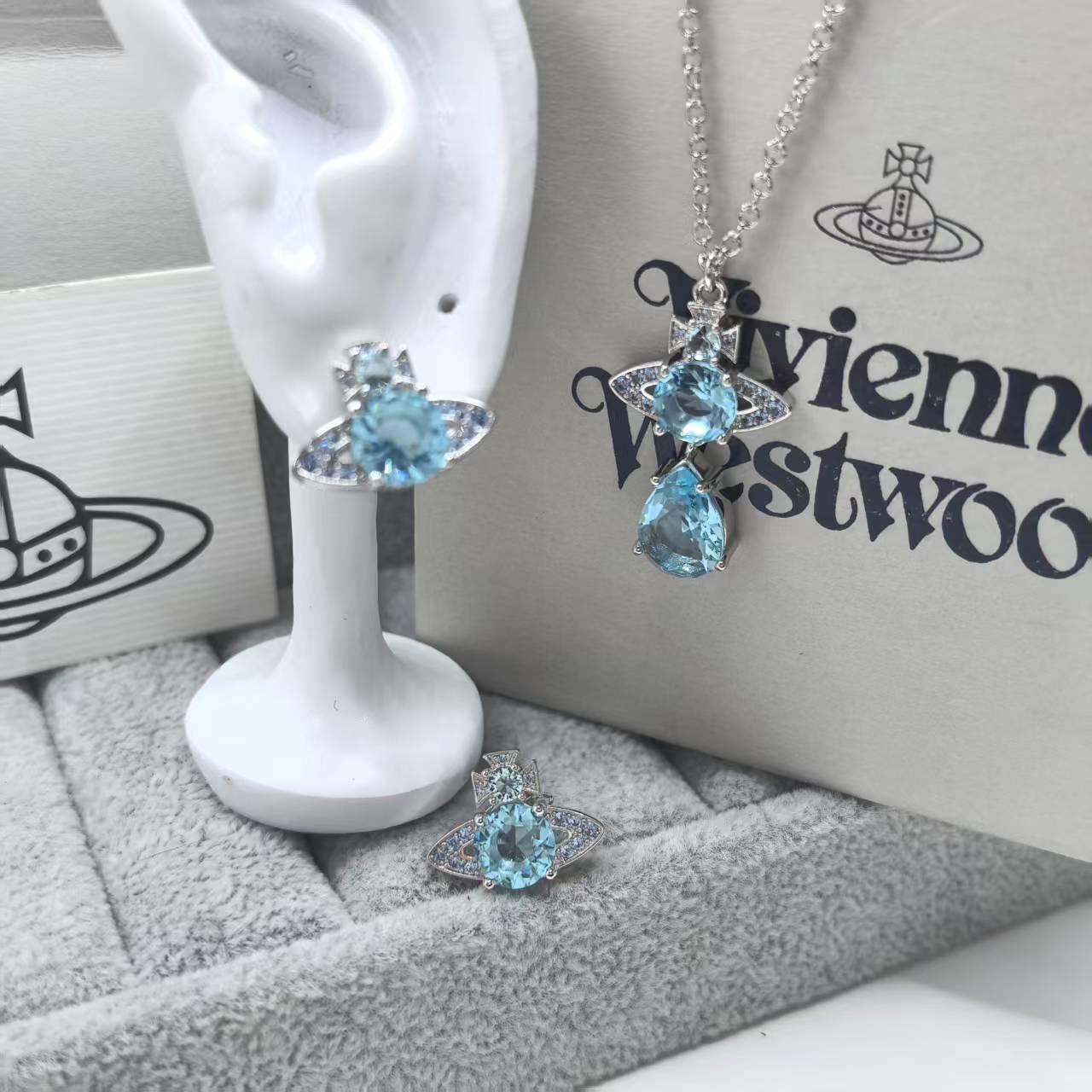 NO:104359,The Queen Mother of the West Aquamarine series Mermaid Tears Necklace Saturn Ring Classic Diamond Earrings for Women, Queen Mother of the West Necklace, Queen Mother of the West Earrings, Necklace19860909西太后海蓝宝系列人鱼眼泪项链土星环经典镶钻耳钉女,西太后项链西太后耳钉,necklace,Jewelry