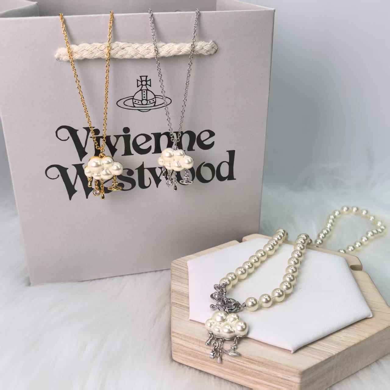 NO:104554,The new little cloud pearl necklace tassel collarbone chain high-end temperament elegant, Queen Mother Necklace, necklace19860909西太后新款小云朵珍珠项链流苏锁骨链高级感气质优雅,西太后项链,necklace,Jewelry