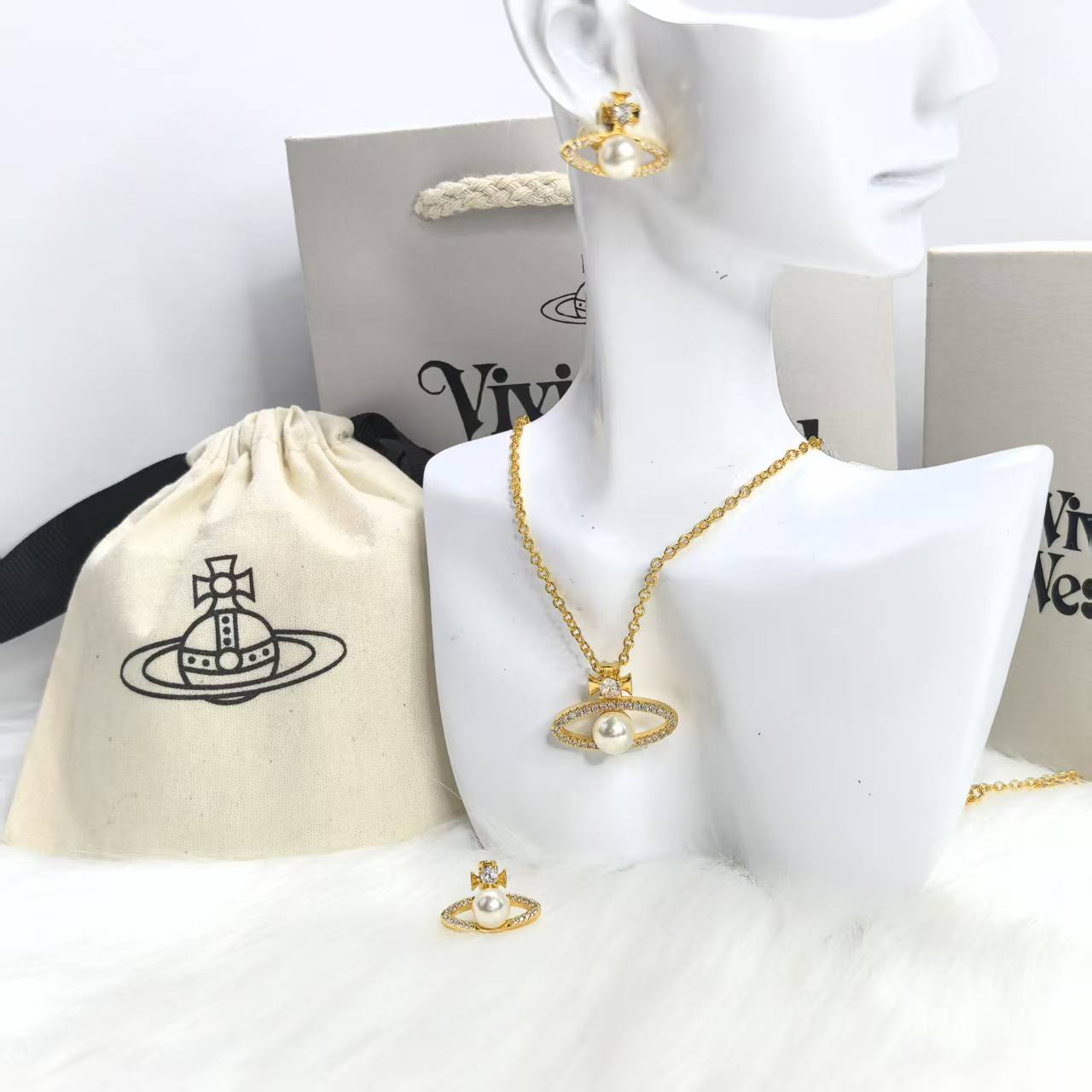 NO:104557,Queen Mother Saturn's perfect Aurora Pearl Necklace, female clavicle chain, Queen Mother's Necklace, necklace19860909西太后土星正圆极光珍珠项链女锁骨链,西太后项链,necklace,Jewelry