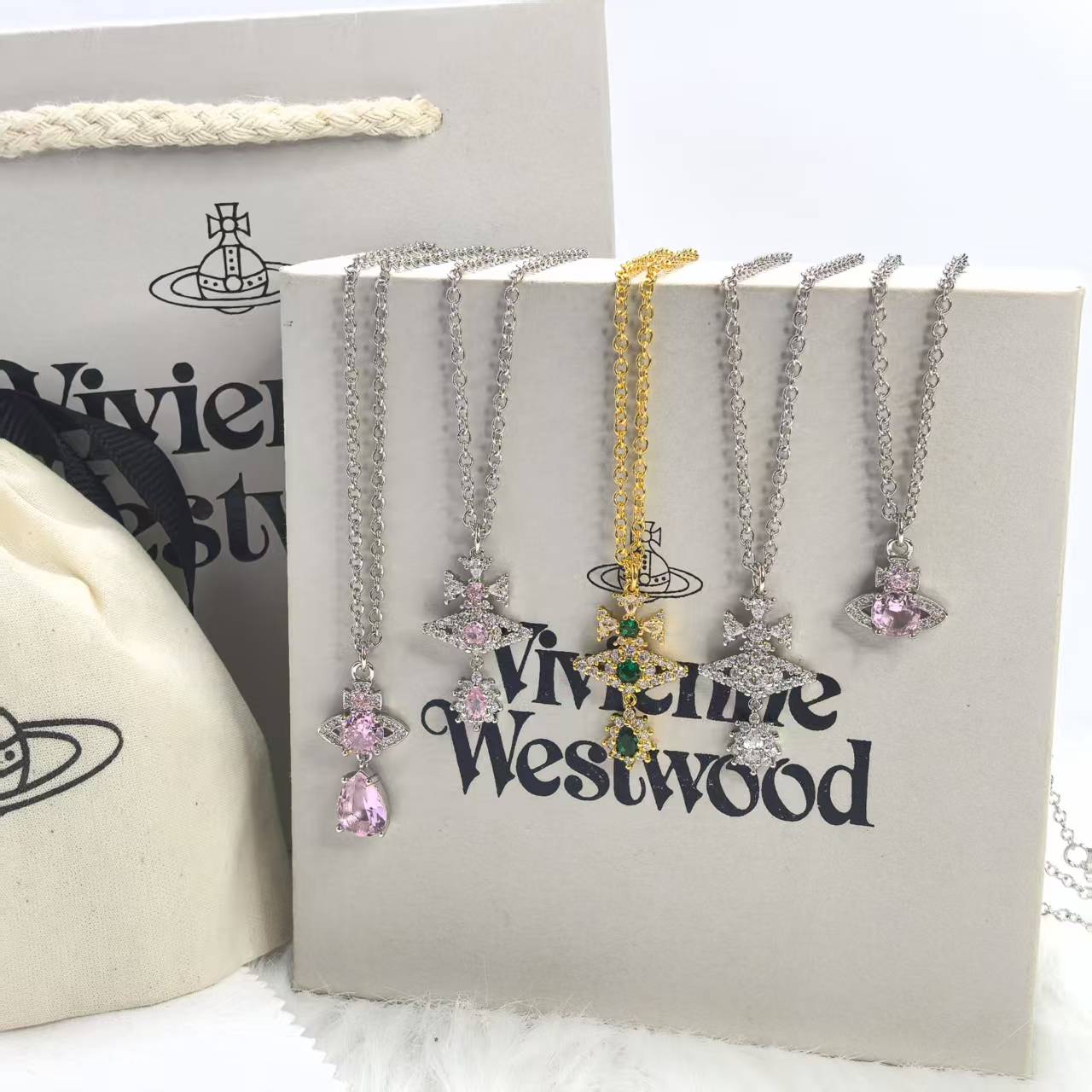 NO:104563,Queen Mother Citizen 2025 Spring and Summer Masha Tassel Rhinestone Saturn Necklace, Queen Mother Citizen necklace, necklace19860909西太后2025春夏Masha流苏水钻土星项链,西太后项链,necklace,Jewelry