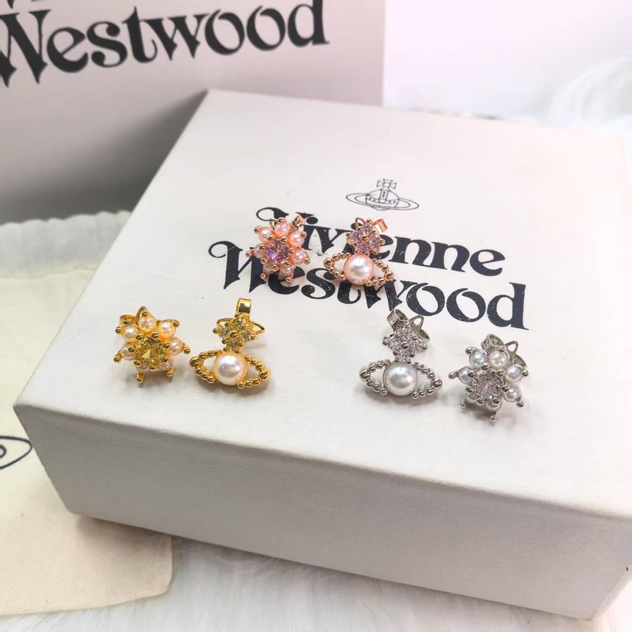 NO:541639,Queen Mother Cinthian pearl earrings AB Saturn limited edition, Queen Mother Cinthian earrings, earrings19860909西太后珍珠耳环AB款土星限定款,西太后耳钉,earrings,Jewelry