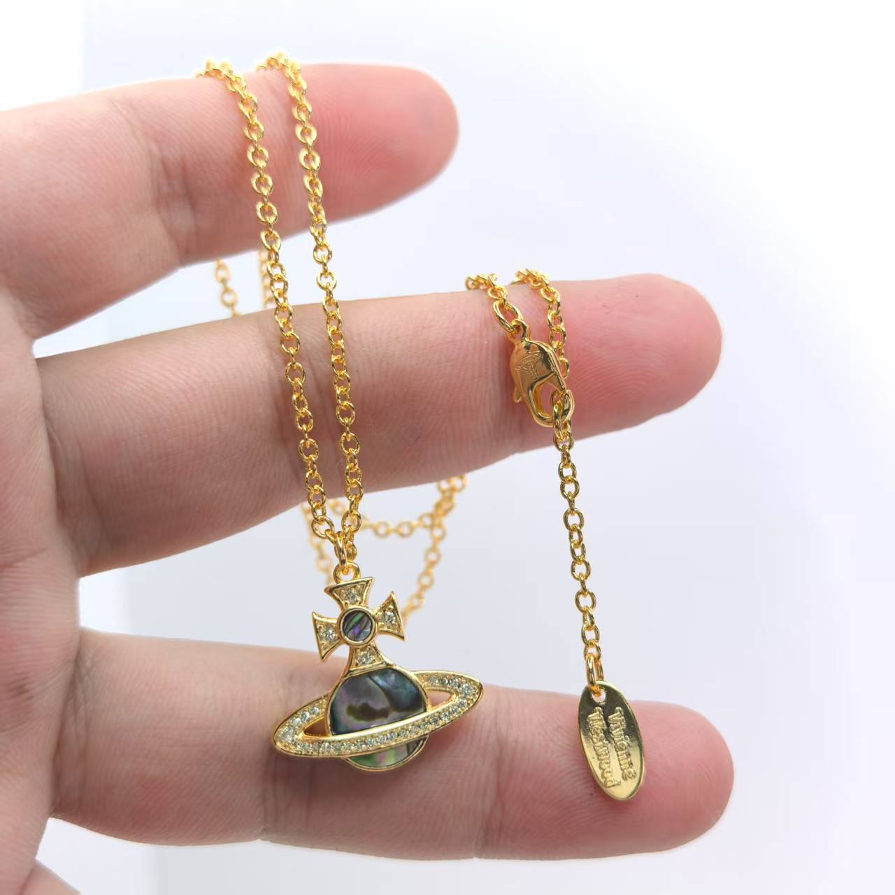 NO:541643,25 Spring and Summer Vivienne Westwood RINA Queen Mother Rhinestone Fritillaria Saturn Green Shell, Queen Mother Necklace Queen Mother Bracelet, Necklace, Bracelet1986090925春夏 Vivienne Westwood RINA西太后水钻贝母土星一绿色贝壳,西太后项链西太后手链,necklace,bracelet,Jewelry