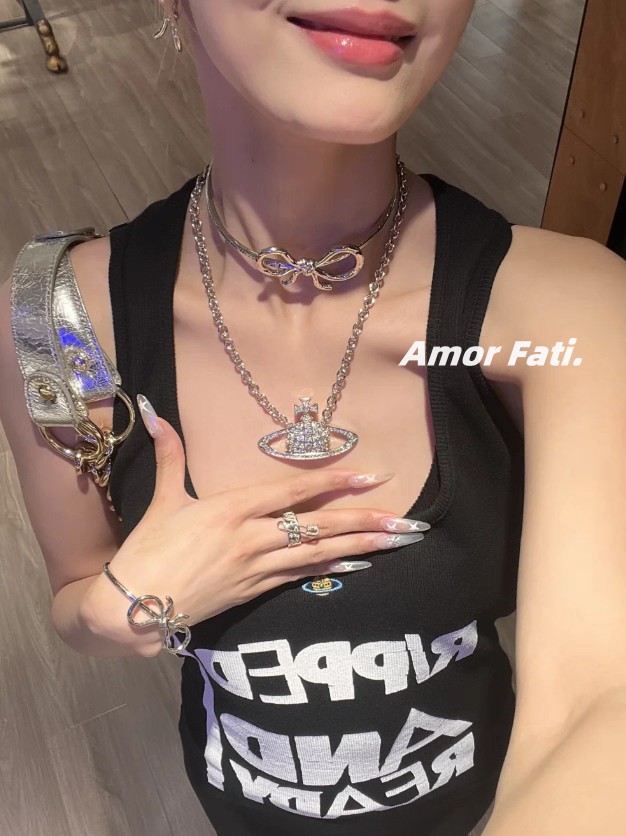 Vivienne Westwood 西太后25新款土星蝴蝶结手环耳环