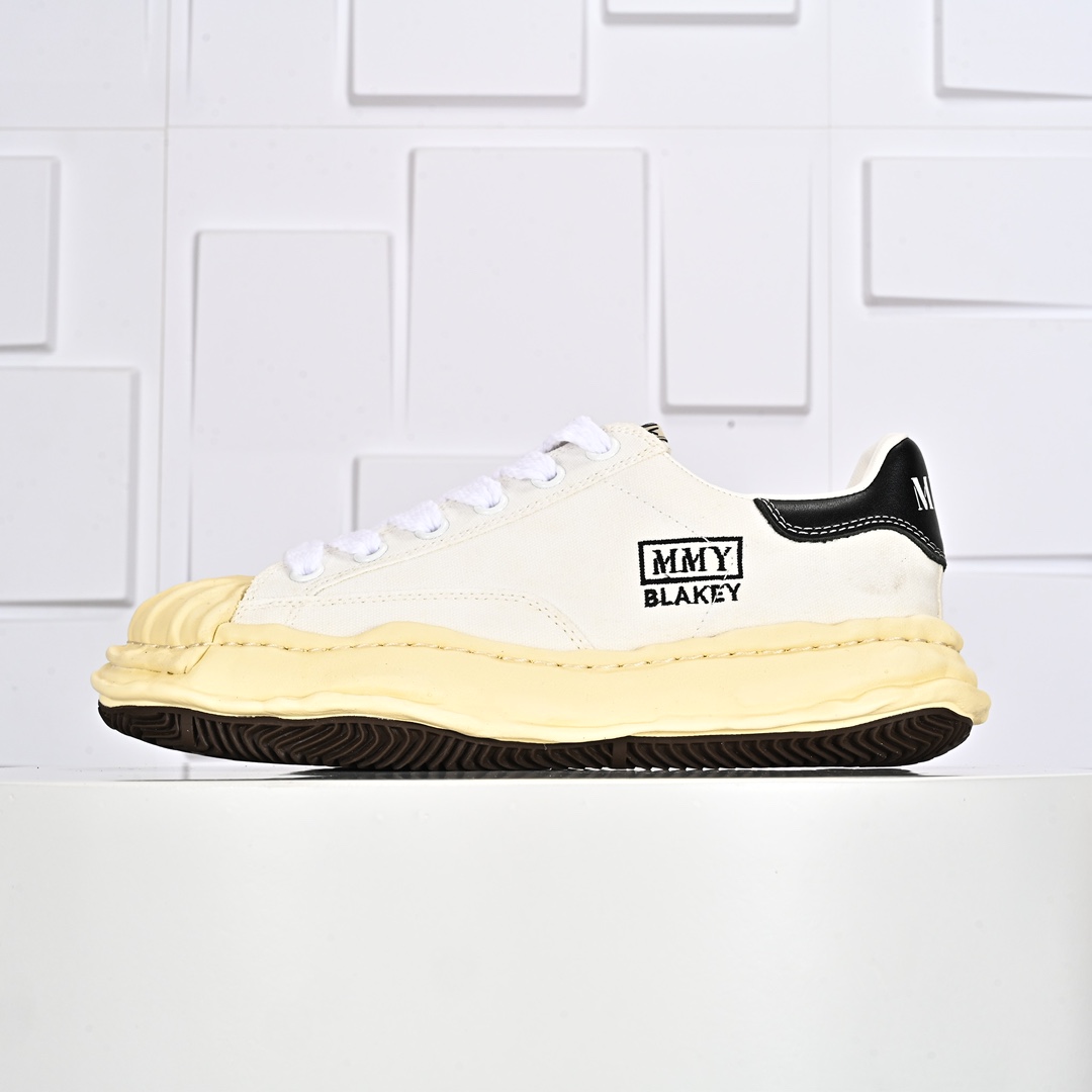 350  MMY/Maison MIHARA YASUHIRO Wayne Original Sole Leather Low Sneaker版变形溶解雪糕底低帮板鞋“贝壳头黄底刺绣”