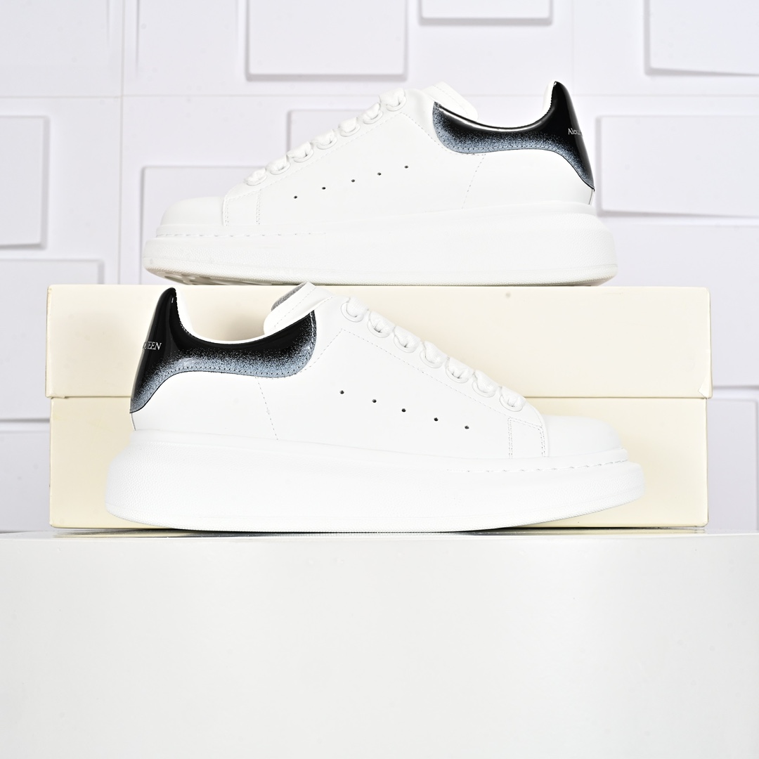 代购指定特别蓝盒版本芯片可扫 Alexander McQueen/亚历山大麦昆 松糕鞋厚底增高小白鞋