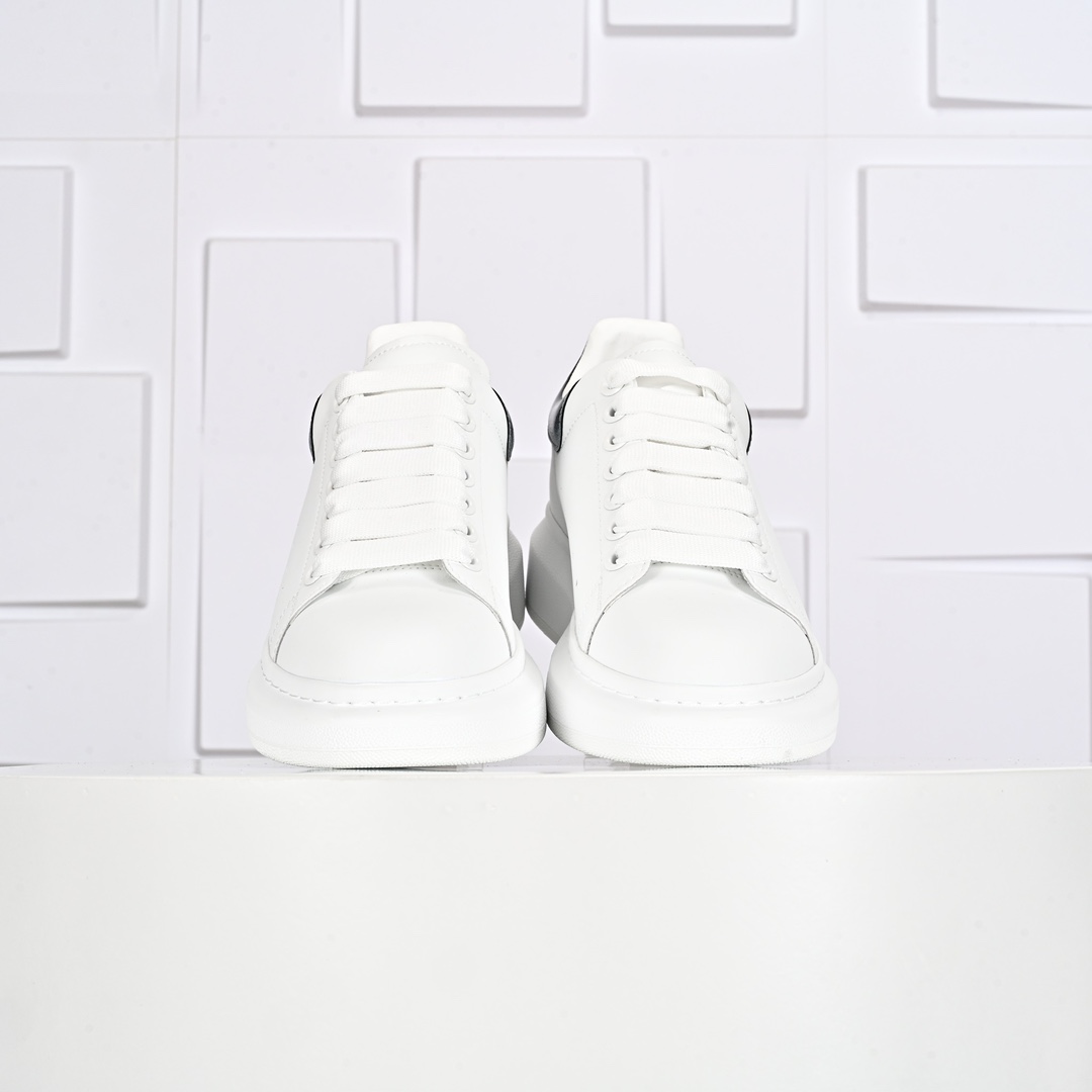 代购指定特别蓝盒版本芯片可扫 Alexander McQueen/亚历山大麦昆 松糕鞋厚底增高小白鞋