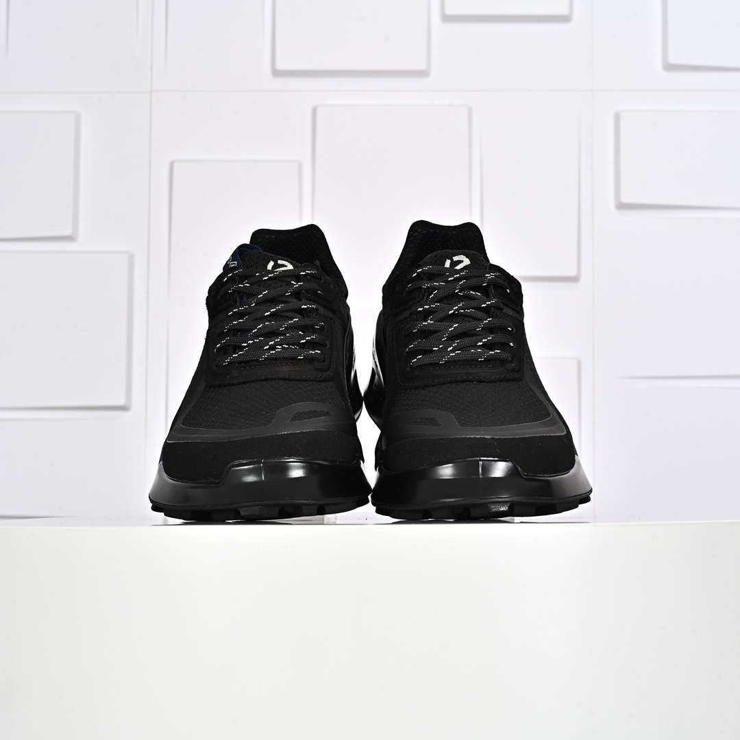 Ecco 爱步 #经典和现代工艺品质融合 精选小牛皮面料 百搭休闲老爹鞋