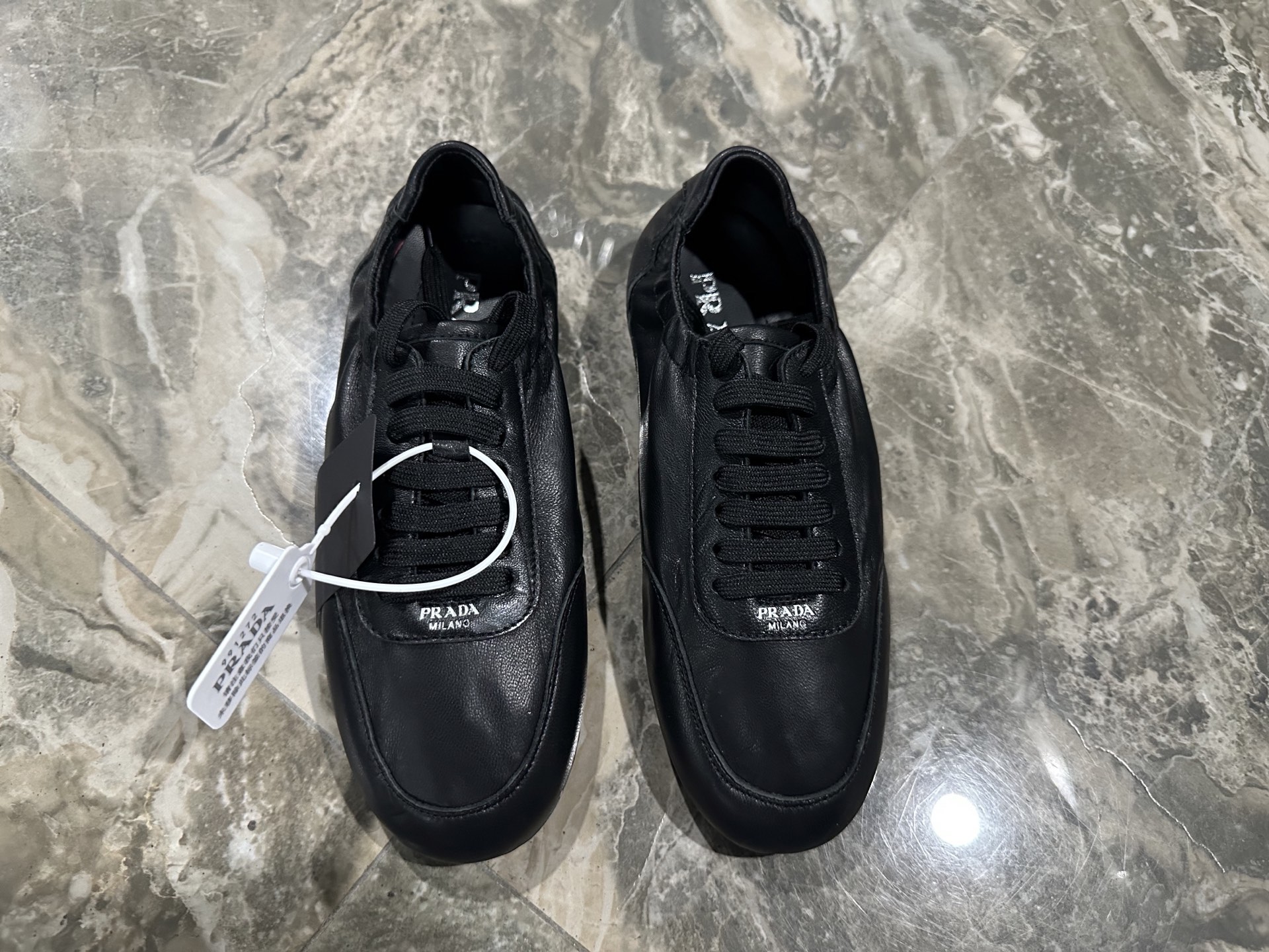 NO:612600,Top version Prada 2025 autumn new half slippers, cowhide model 35-41 full set of original packaging, half slippers, prada, cowhide19860909顶级版本 普拉达2025秋季新款半拖,牛皮款 35-41 全套原版包装,半拖单鞋,prada,cowhide,Women's Shoes