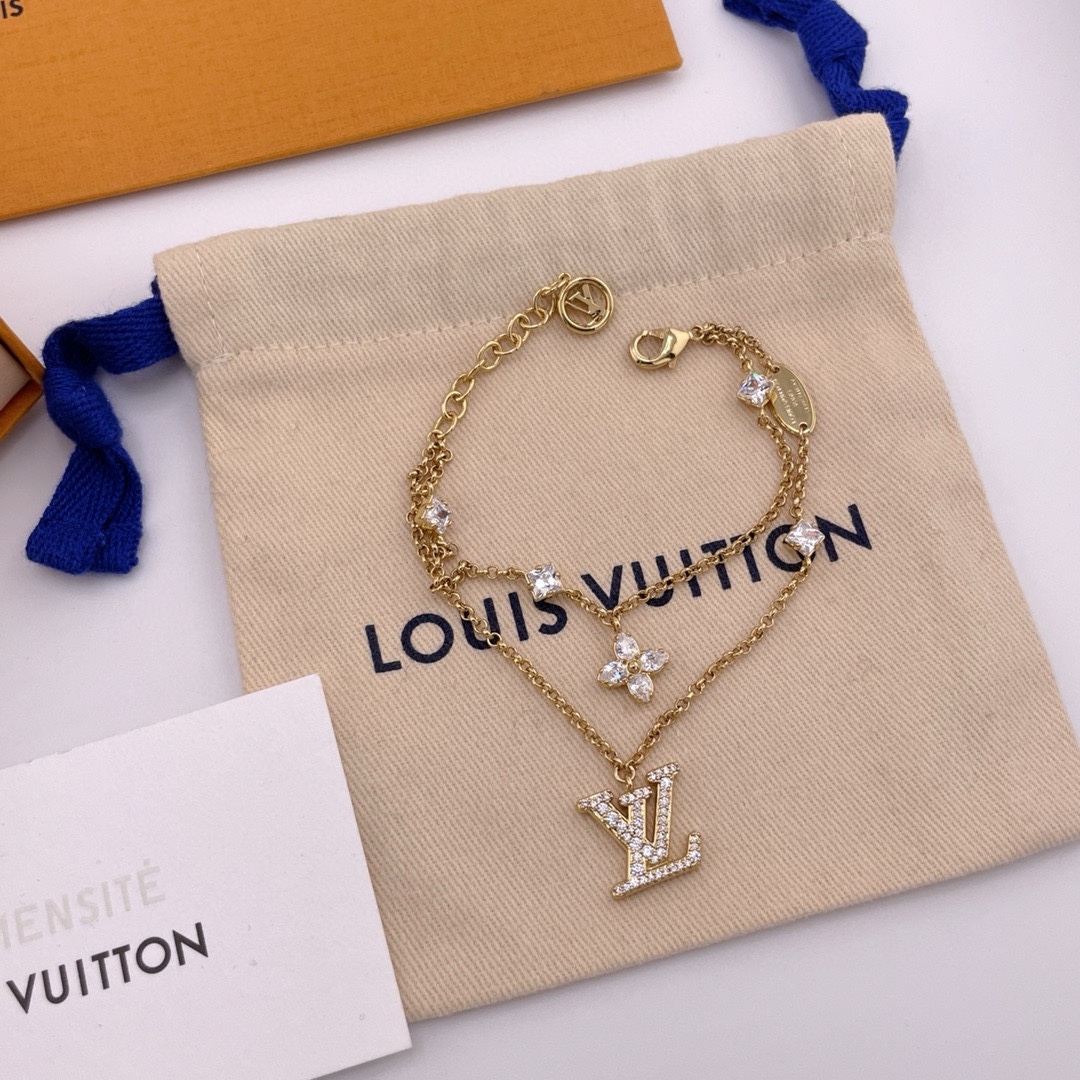 Louis Vuitton Jewelry Bracelet Earring Necklaces & Pendants Set With Diamonds