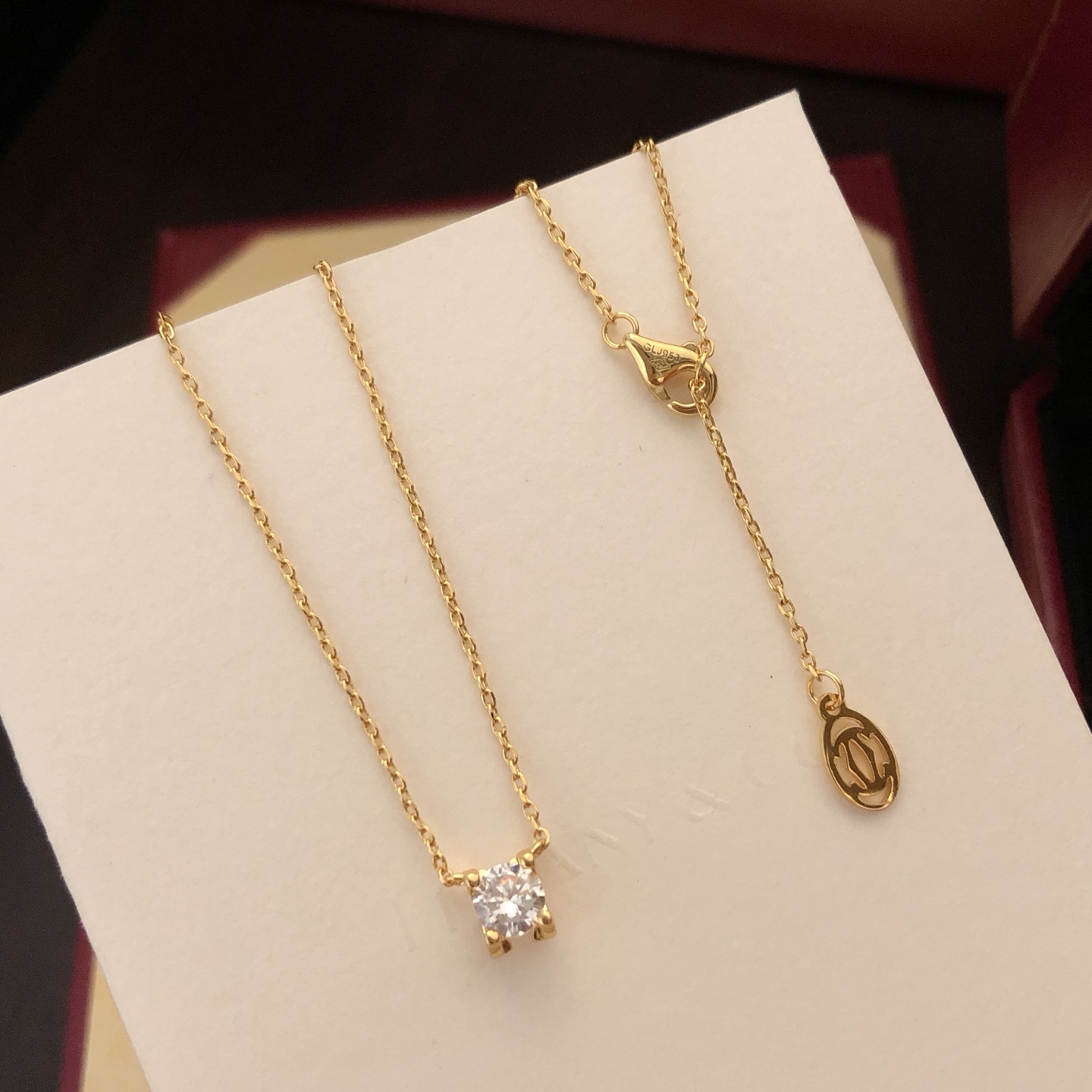 各 【精工版本】卡地亚项链❤️明星同款😘😘卡地亚牛角耳钉[抓狂][抓狂]高级精工版✨✨不多作介绍！现货出