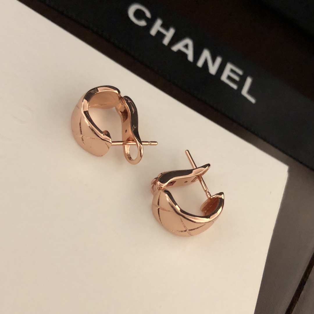 【精工版本】💝💝💝Chanel  香奈儿耳环coco 菱格 💠时尚 耳扣 耳环💖高端定制 原版质感 独家