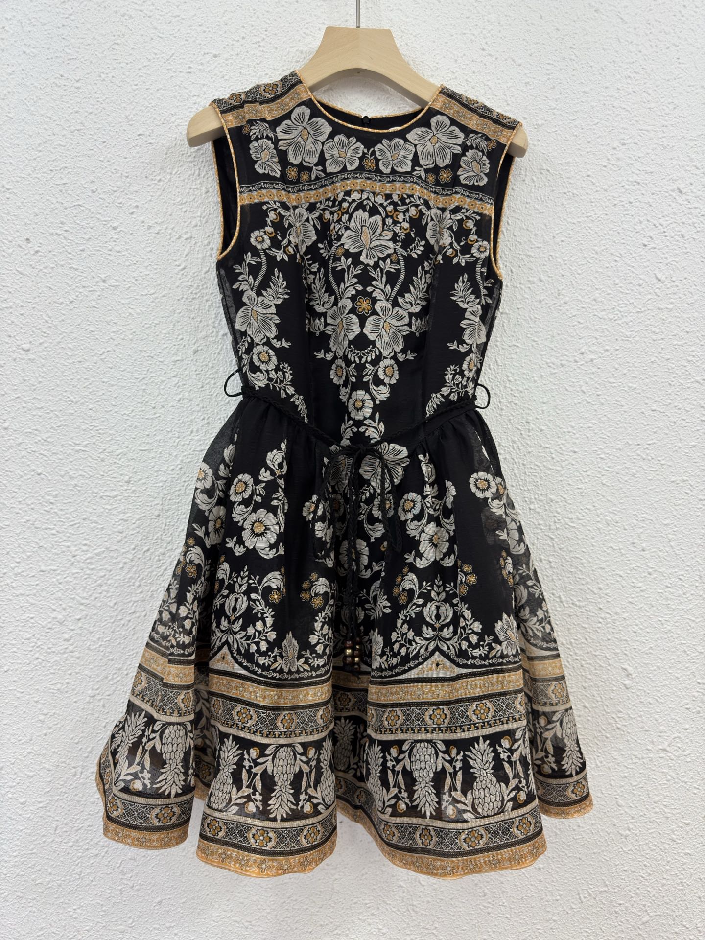 Elegant Floral Silk Linen Blend Dress - Perfect for Any Occasion 4 i1746252806351 5594 0 2