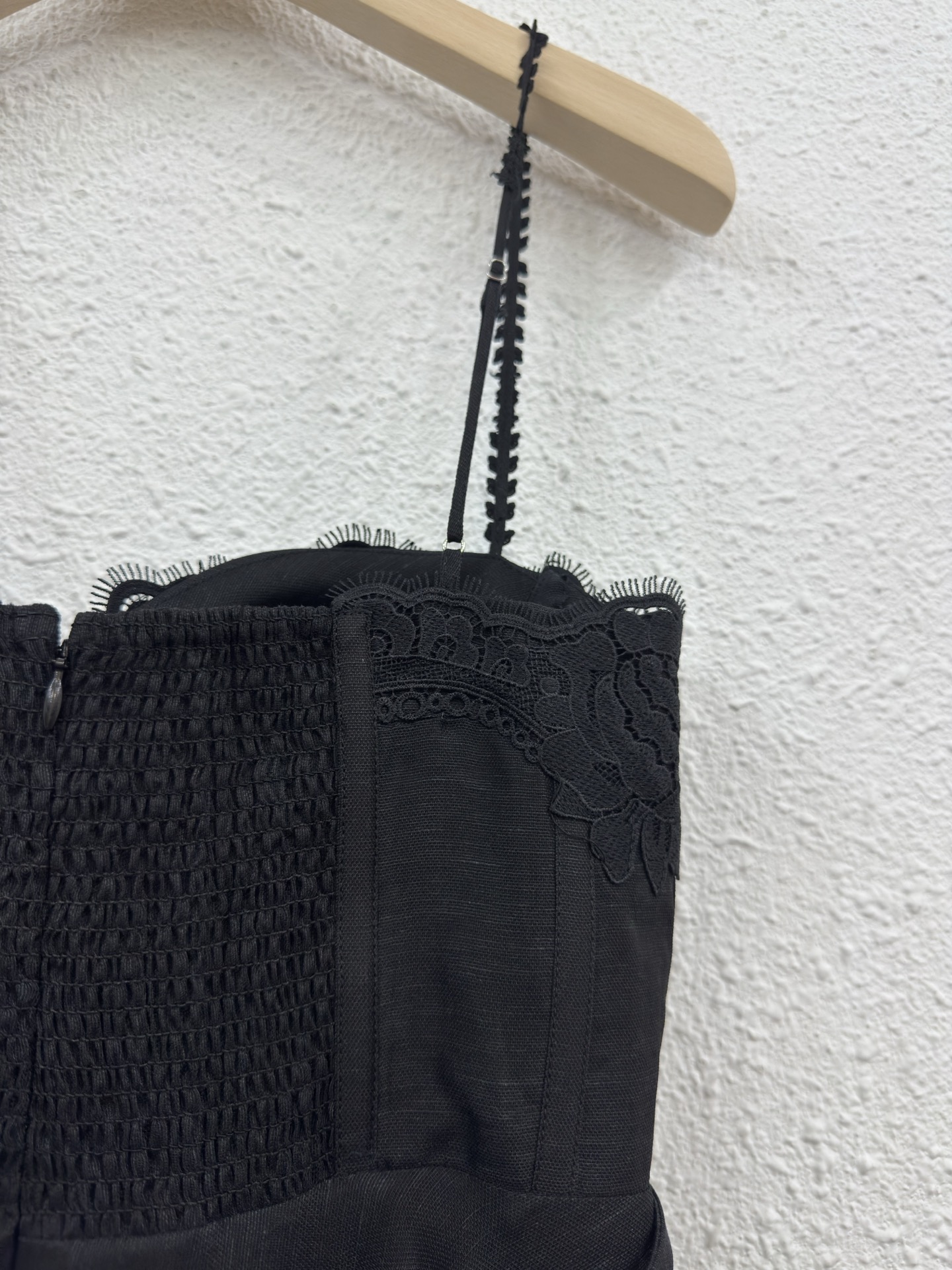 Elegant Lace & Linen Blend Slip Dress - Chic and Comfortable 9 i1755844386103 9232 0 9