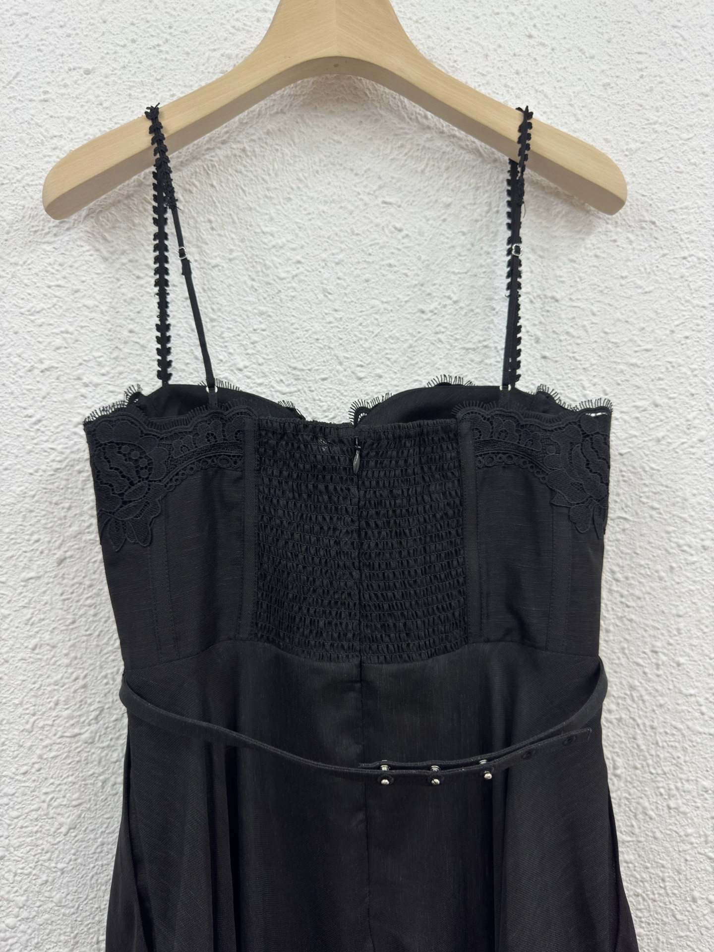 Elegant Lace & Linen Blend Slip Dress - Chic and Comfortable 5 i1755844386405 7142 0 5