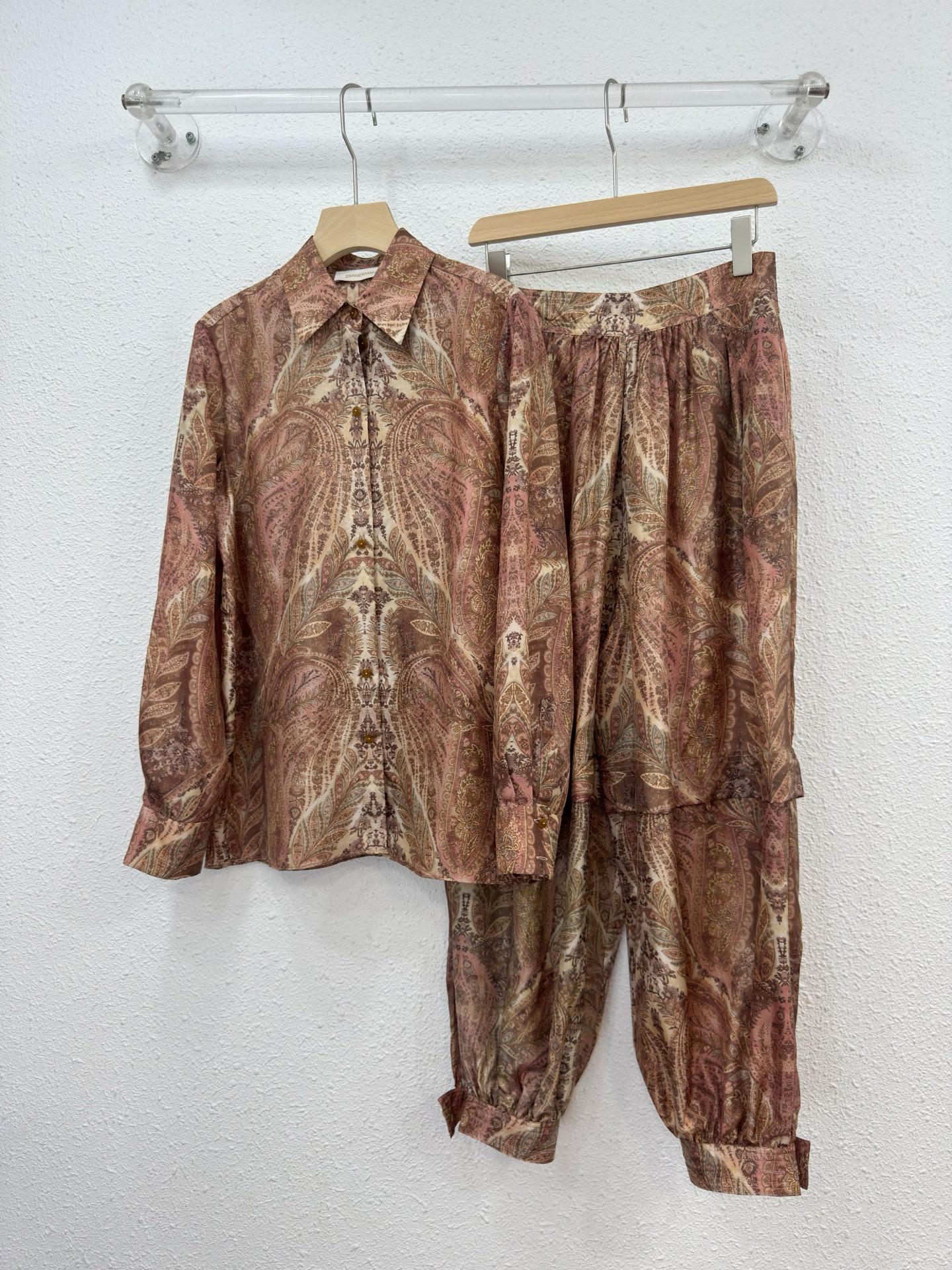 Elegant Silk Printed Top and Pants Set - Luxurious Comfort & Style 2 i1757742608822 7004 0 0