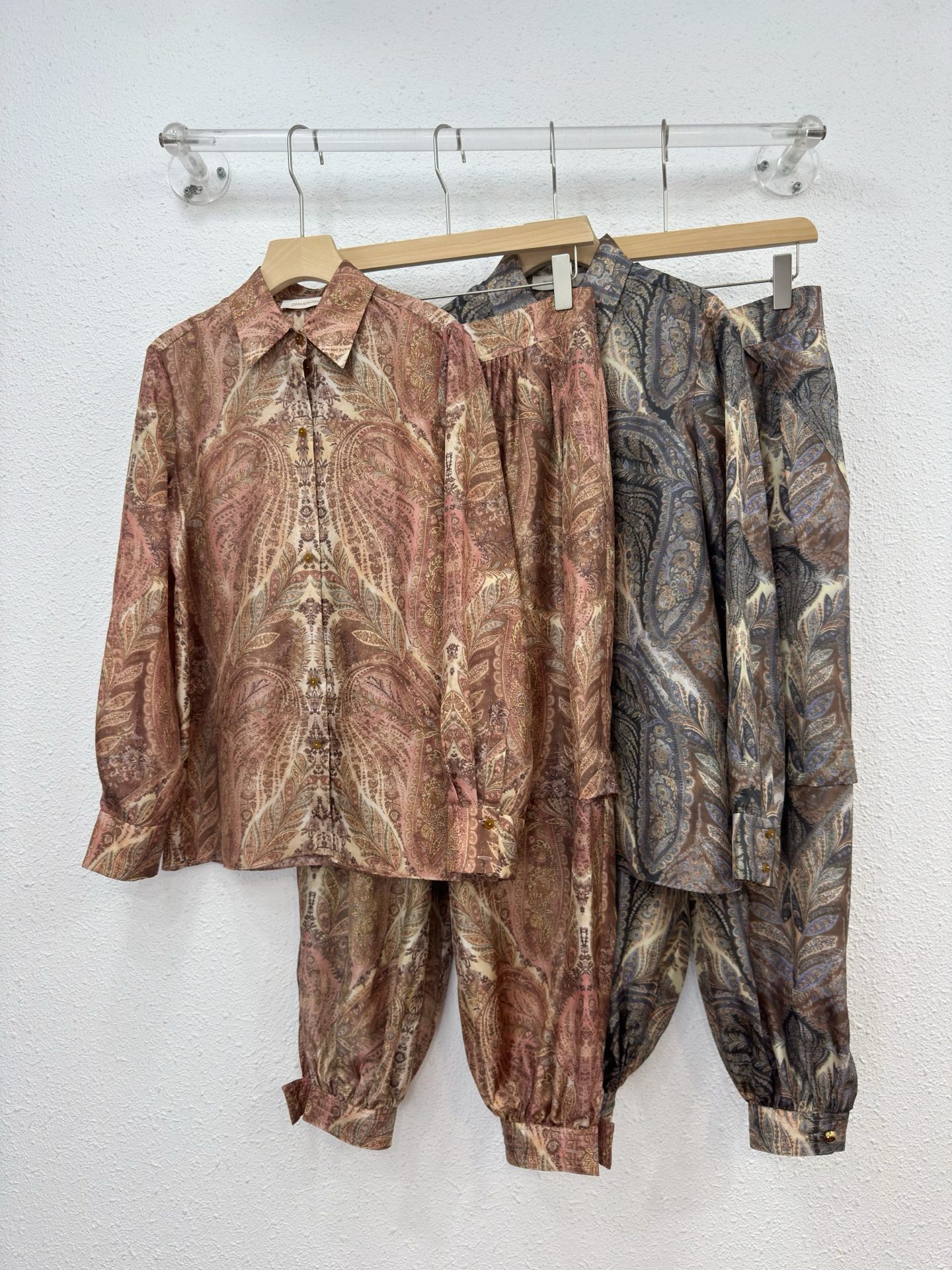 Elegant Silk Printed Top and Pants Set - Luxurious Comfort & Style 10 i1757742687561 1844 0 8