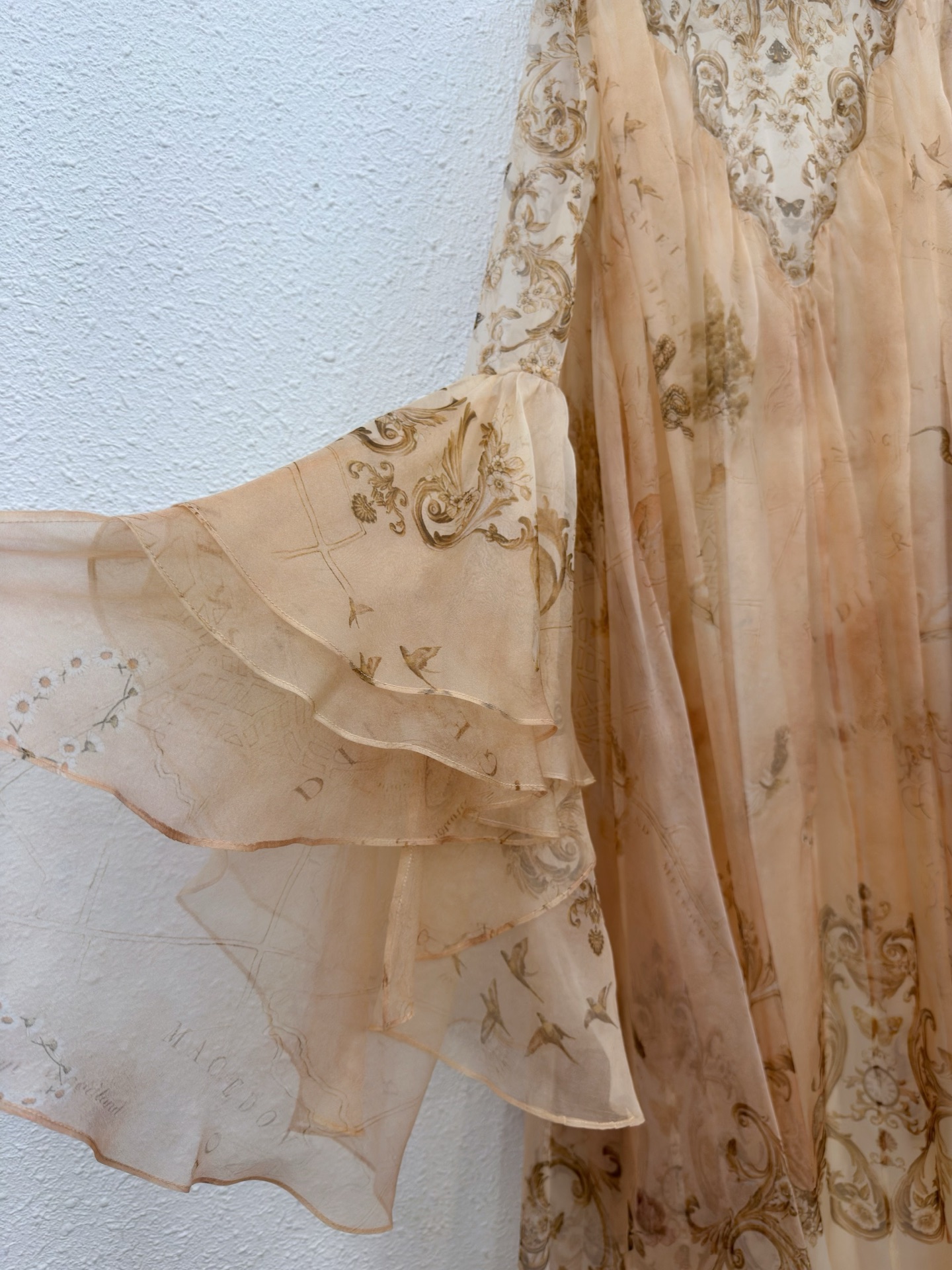 Elegant Silk Gauze Printed Dress - Timeless Style & Luxurious Comfort 8 i1757923246549 5703 0 5