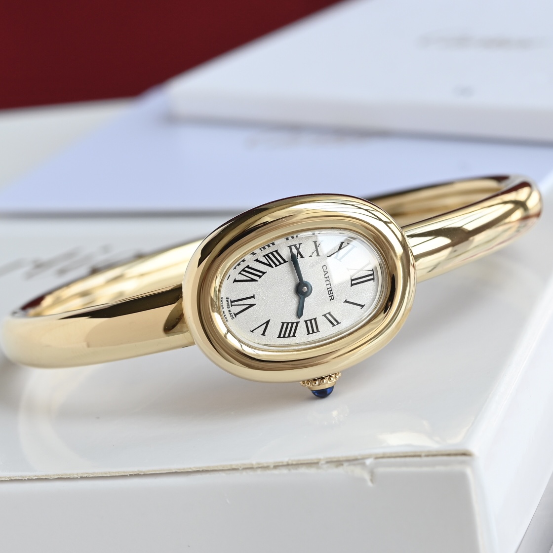NO:156946,Model 1 Gold Box With Certificate The bathtub bracelet watch that many people have been looking for is here!  New bathtub bracelet watch, with certificate, Kajia's classic bathtub series. Baignoire's new 