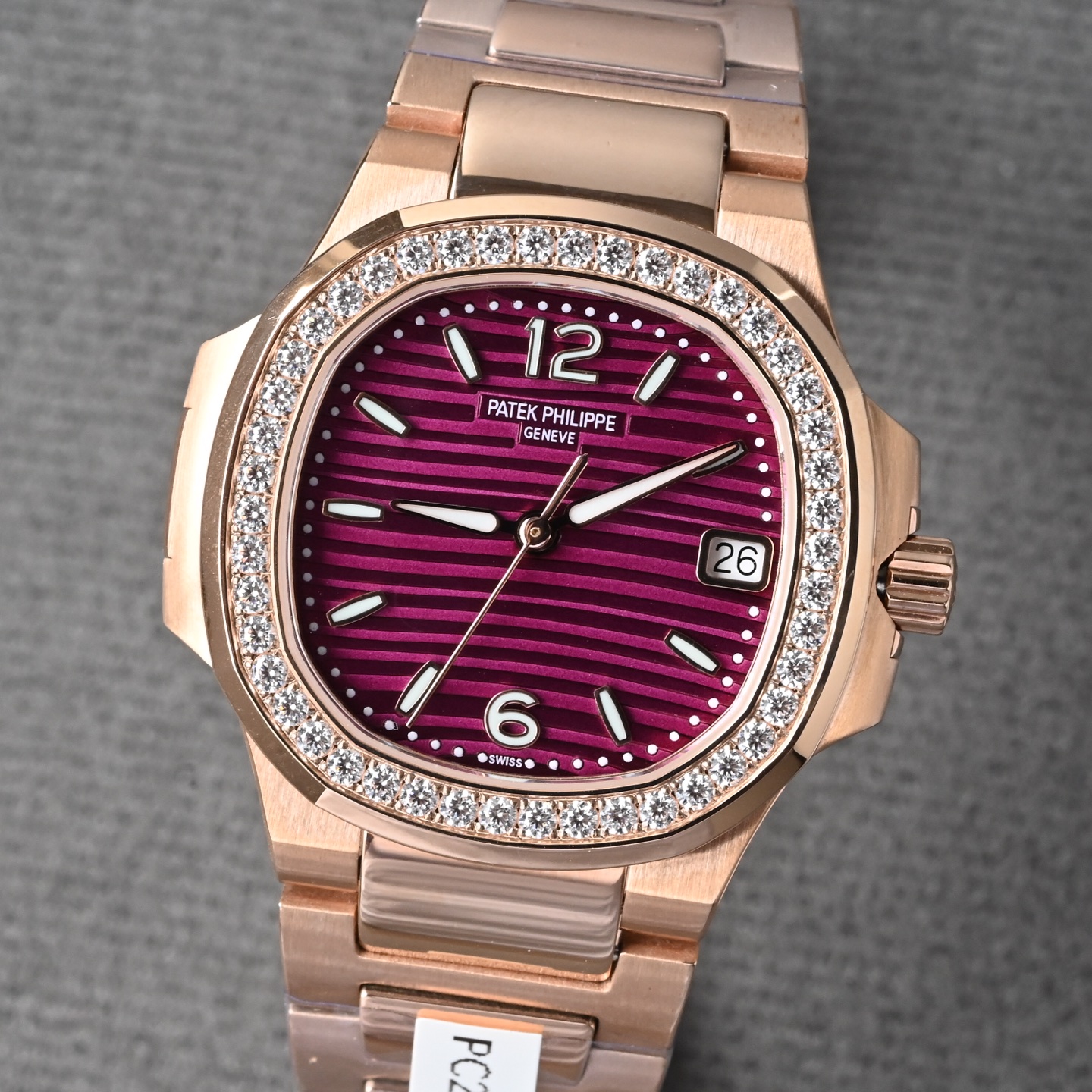 Elegant Beagle Parrot Snail Watch with Real Diamonds and Swiss Movement. - 图片 4